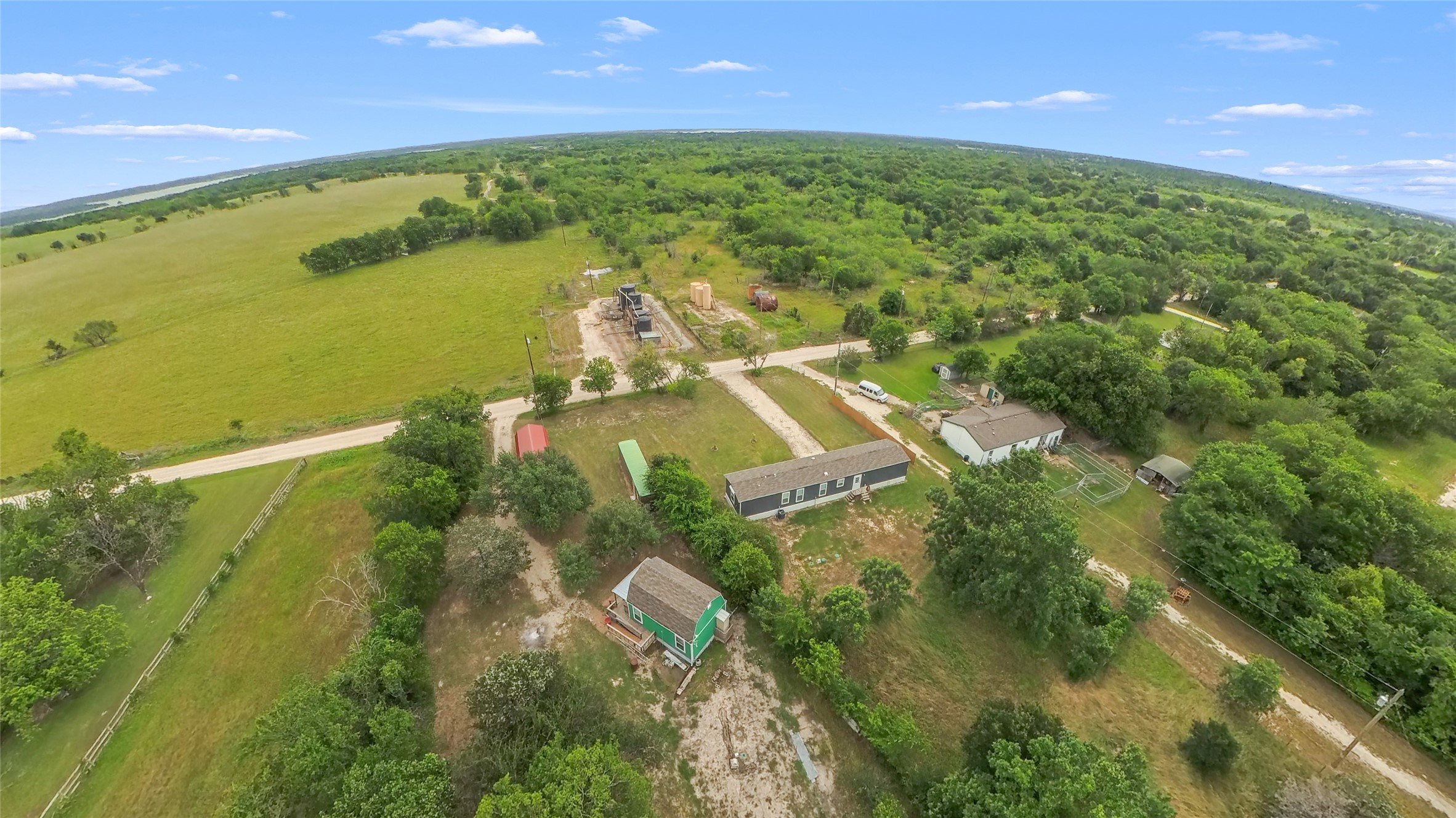 407 SE County Road 3040 Corsicana TX 75109