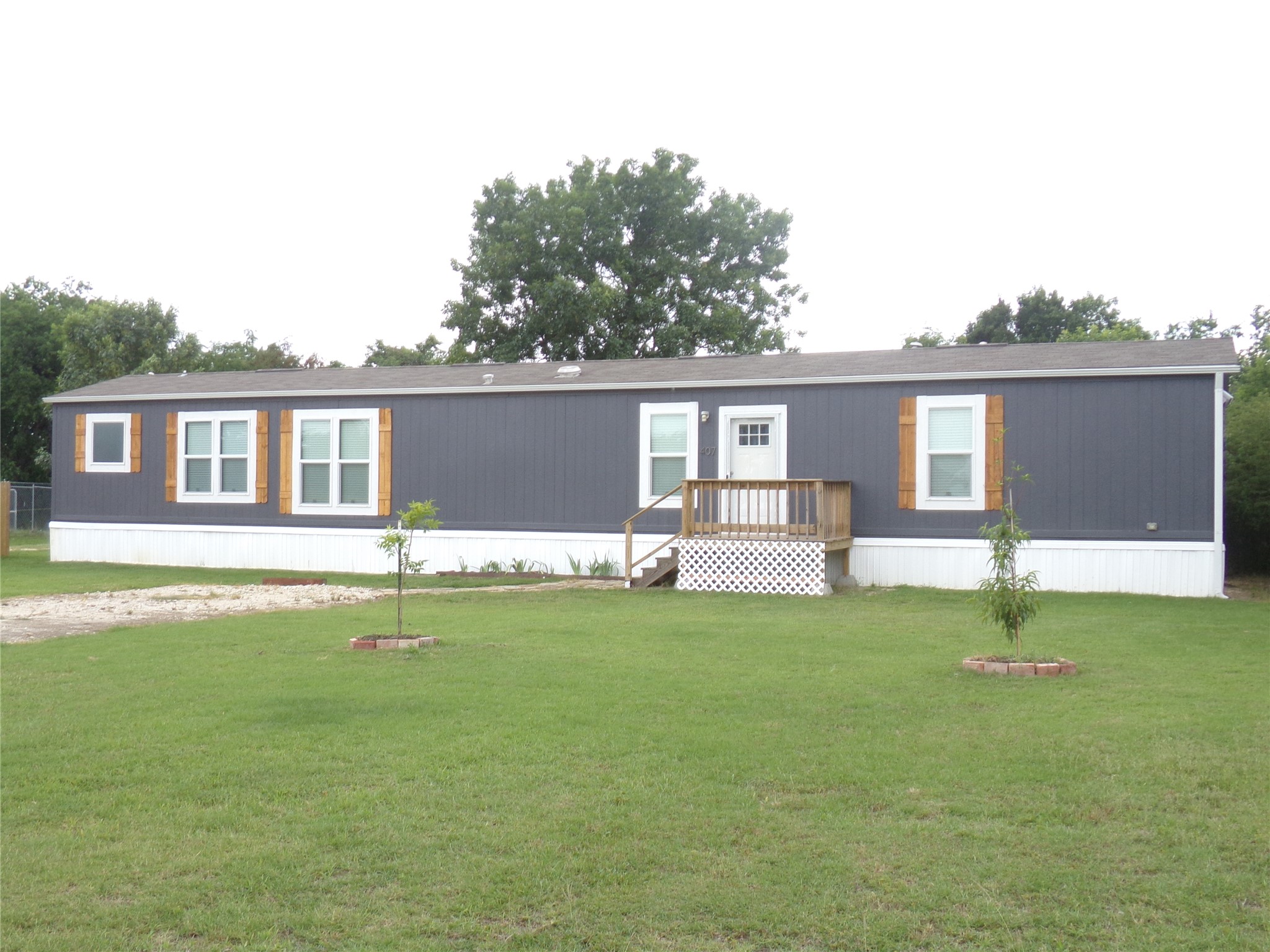 407 SE County Road 3040 Corsicana TX 75109