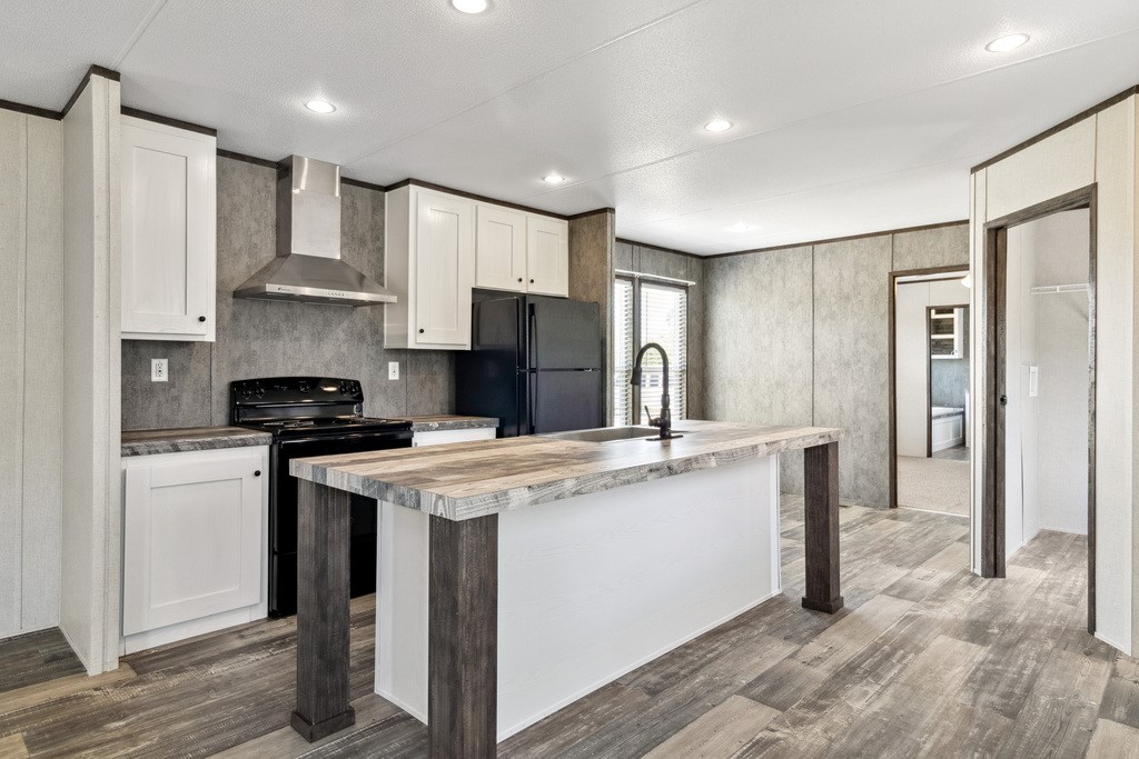 407 SE County Road 3040 Corsicana TX 75109