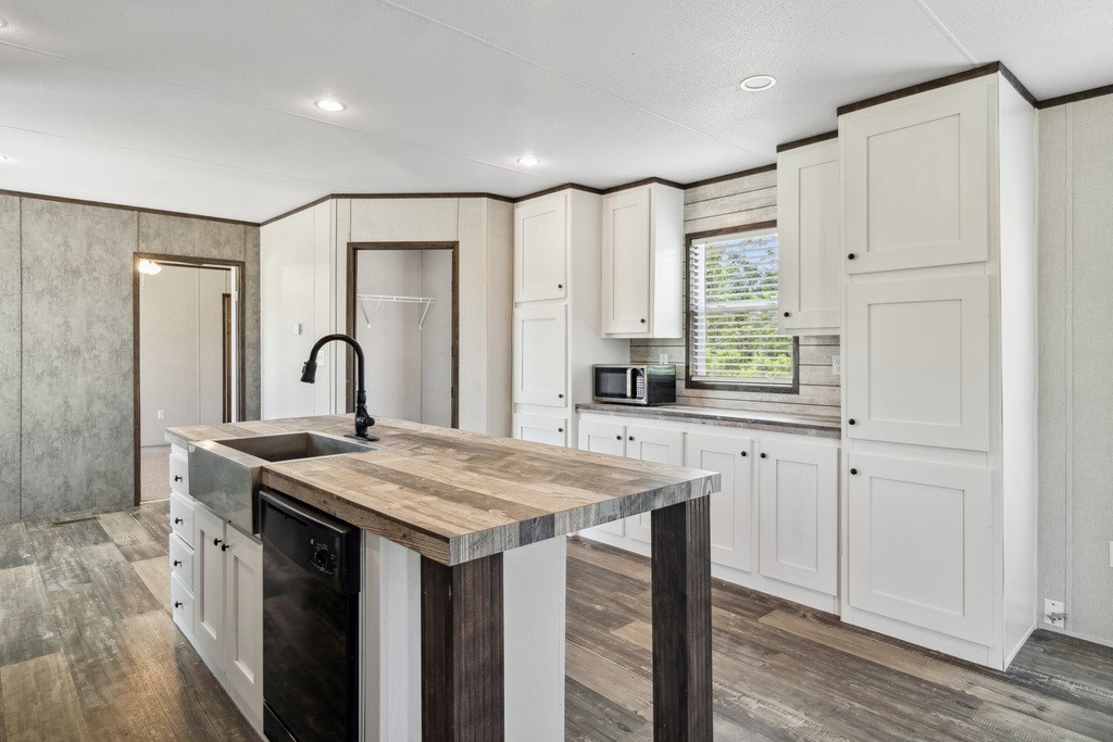 407 SE County Road 3040 Corsicana TX 75109