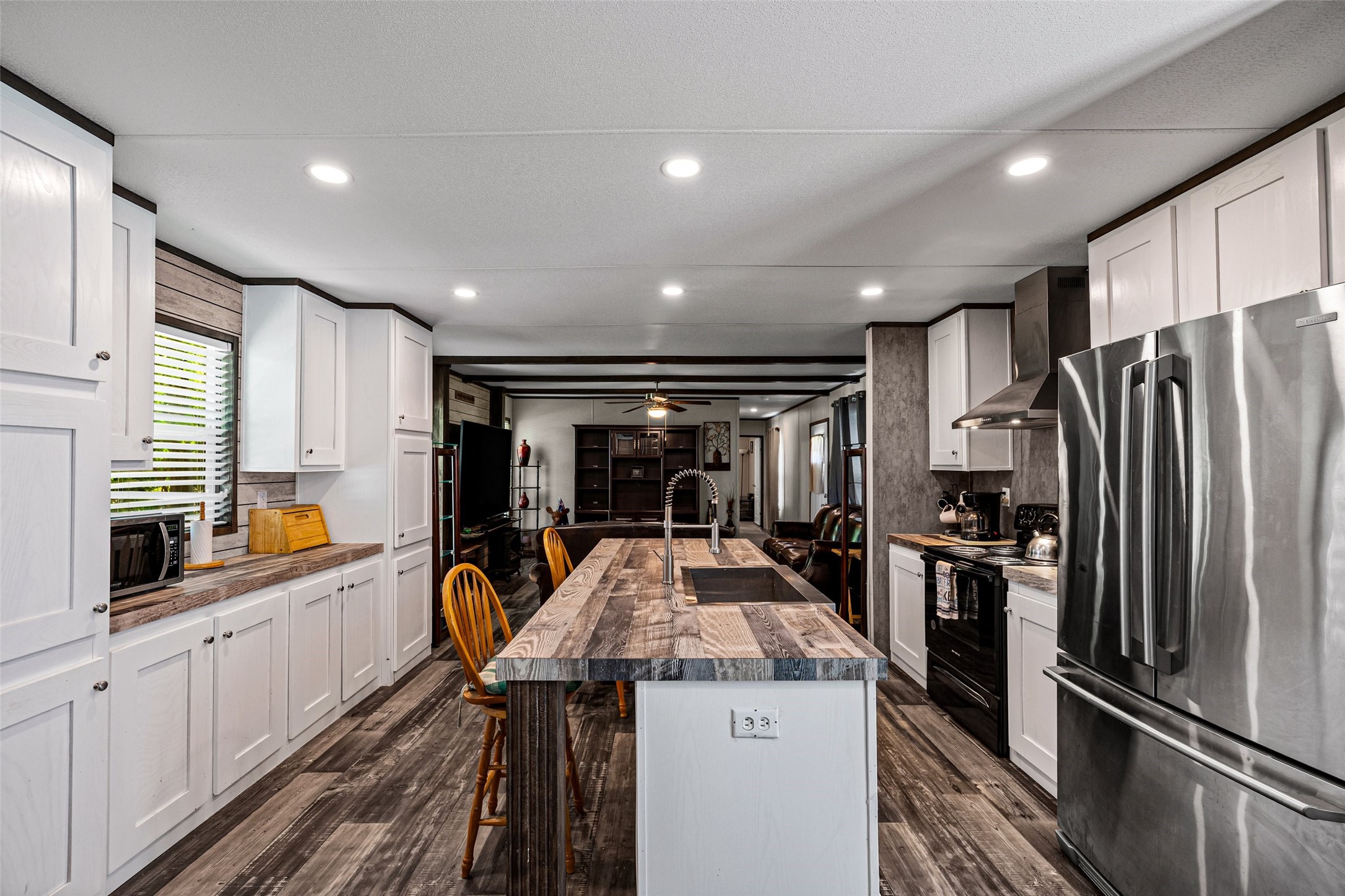 707 Sun Court Granbury TX 76049