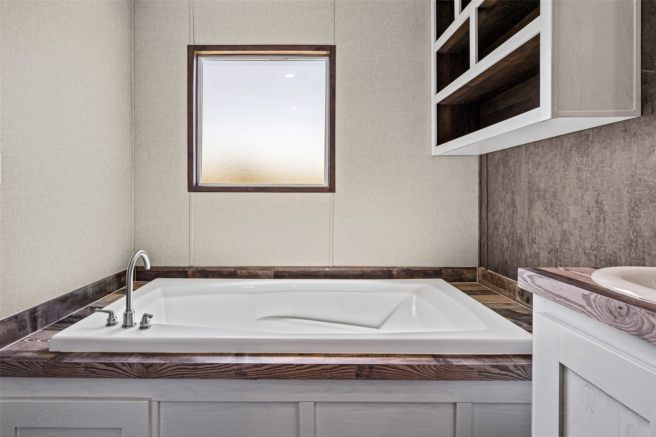 707 Sun Court Granbury TX 76049