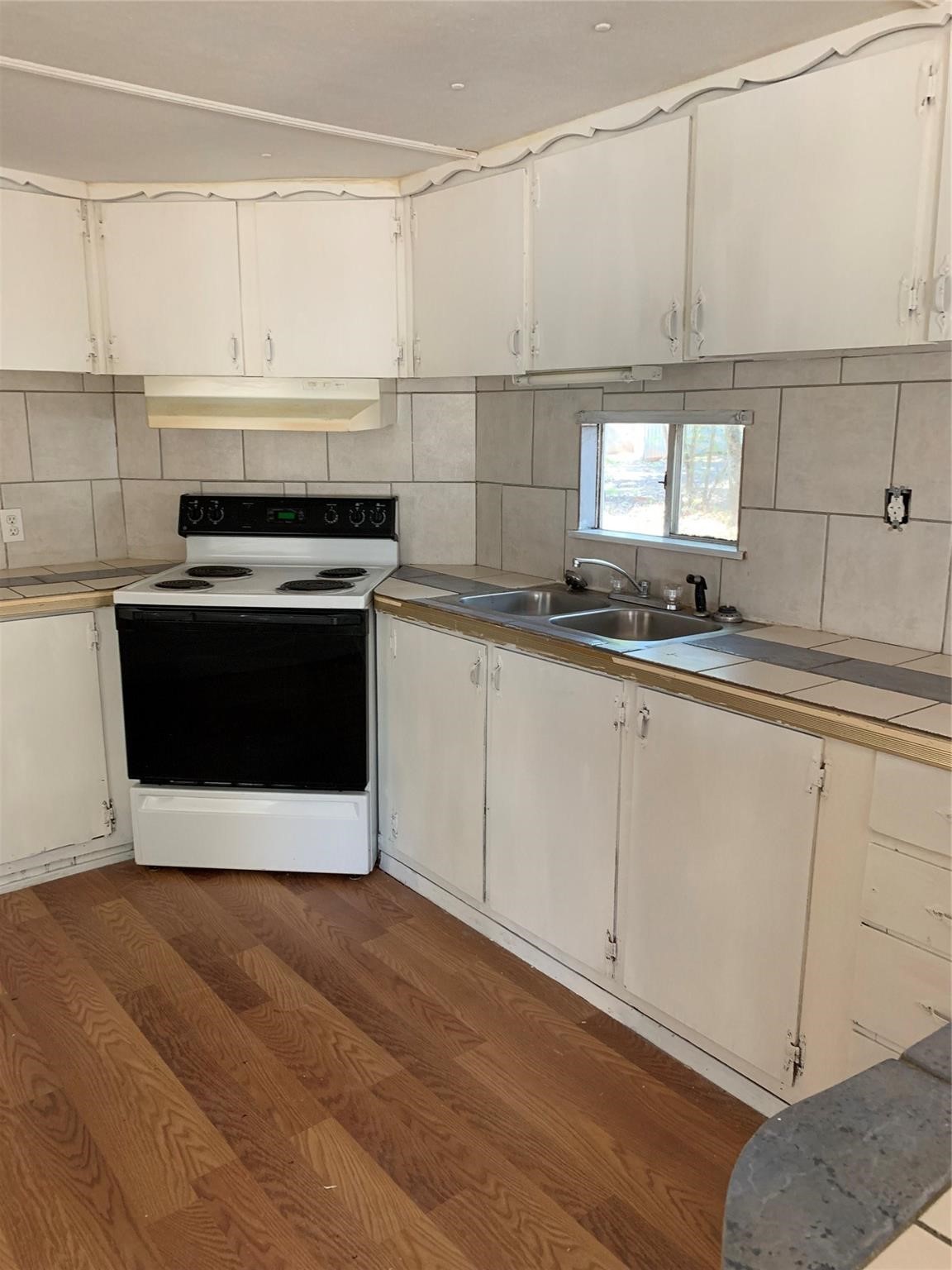 1633 Long Avenue Pelican Bay TX 76020