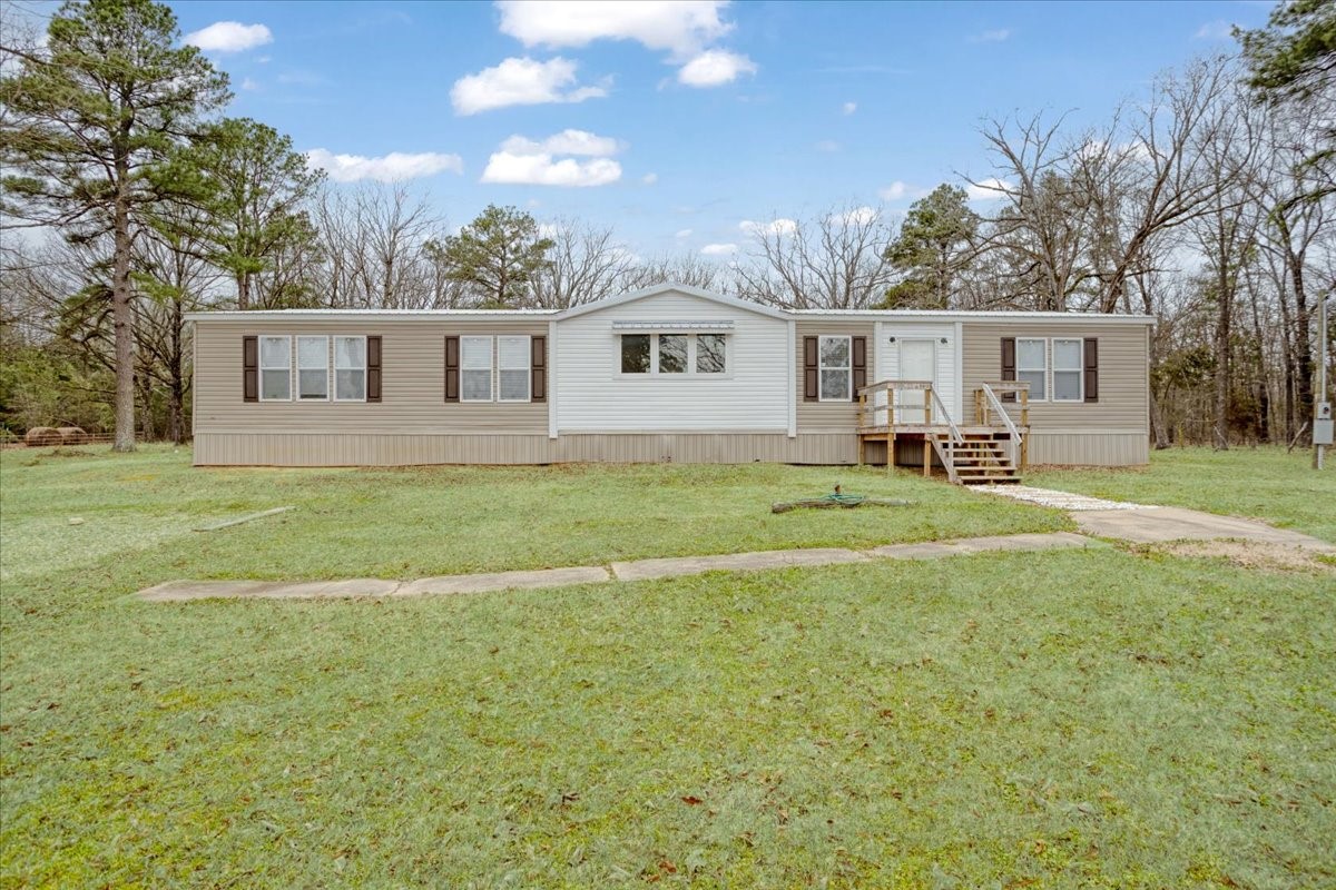 2921 State Highway 37 N Clarksville TX 75426