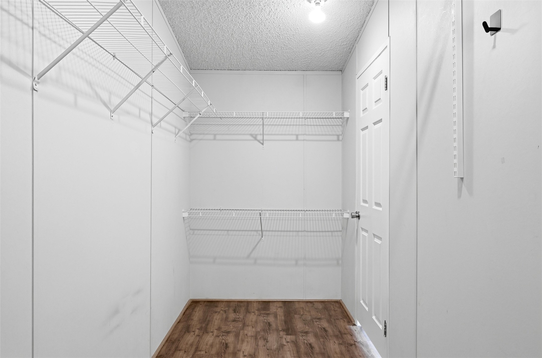 105 Bridle Trail Hewitt TX 76643