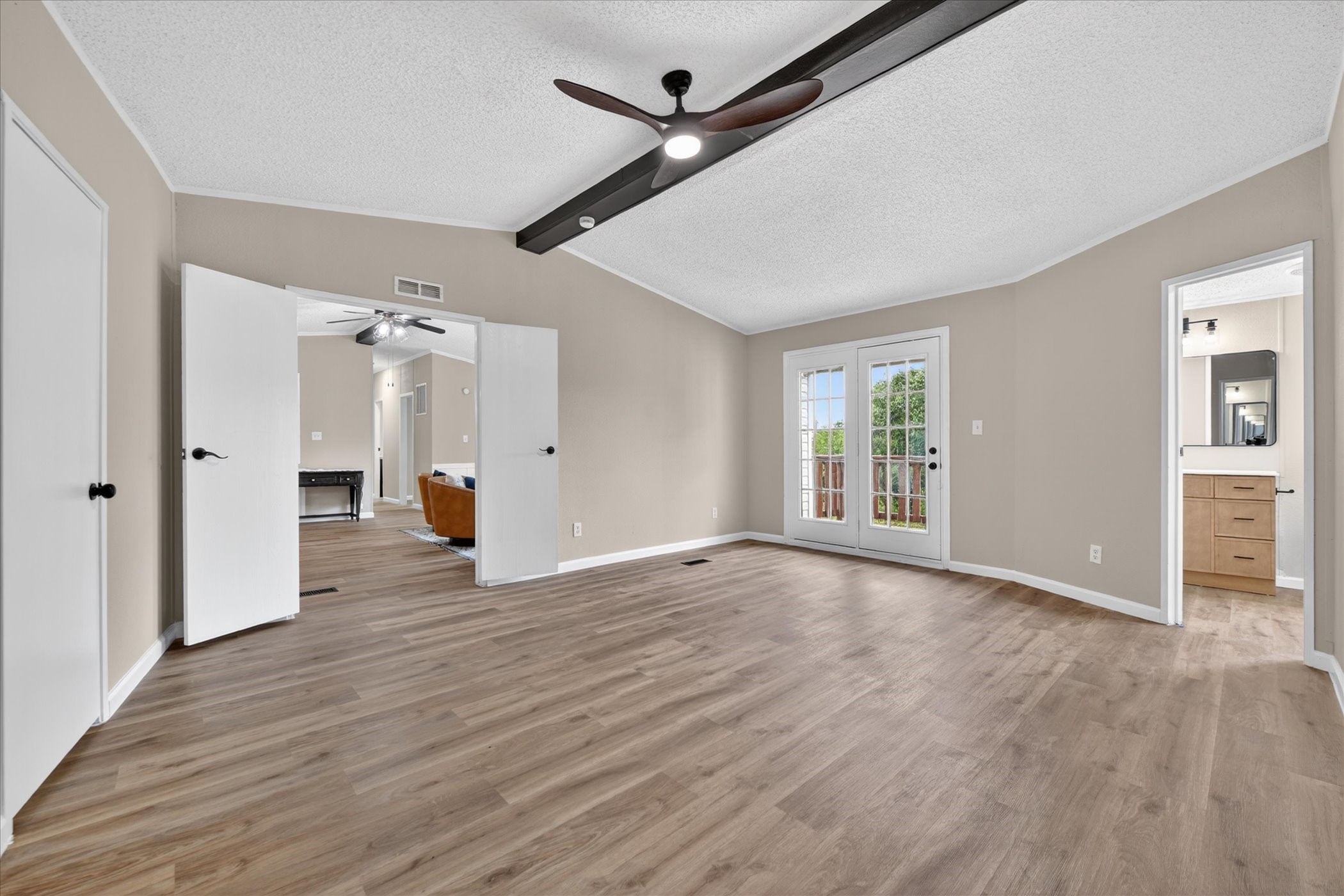 134 Classic Country Court Springtown TX 76082