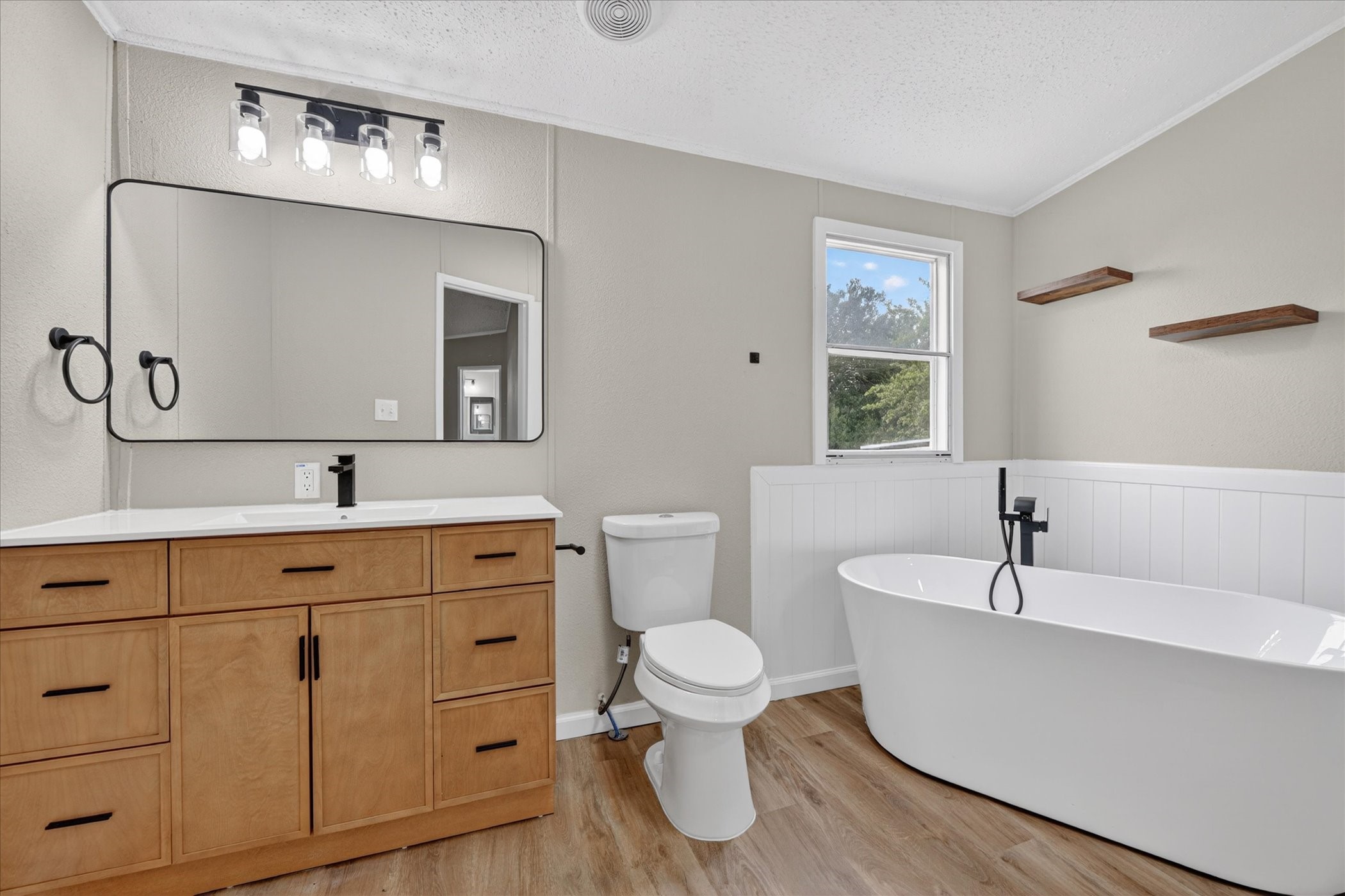 134 Classic Country Court Springtown TX 76082
