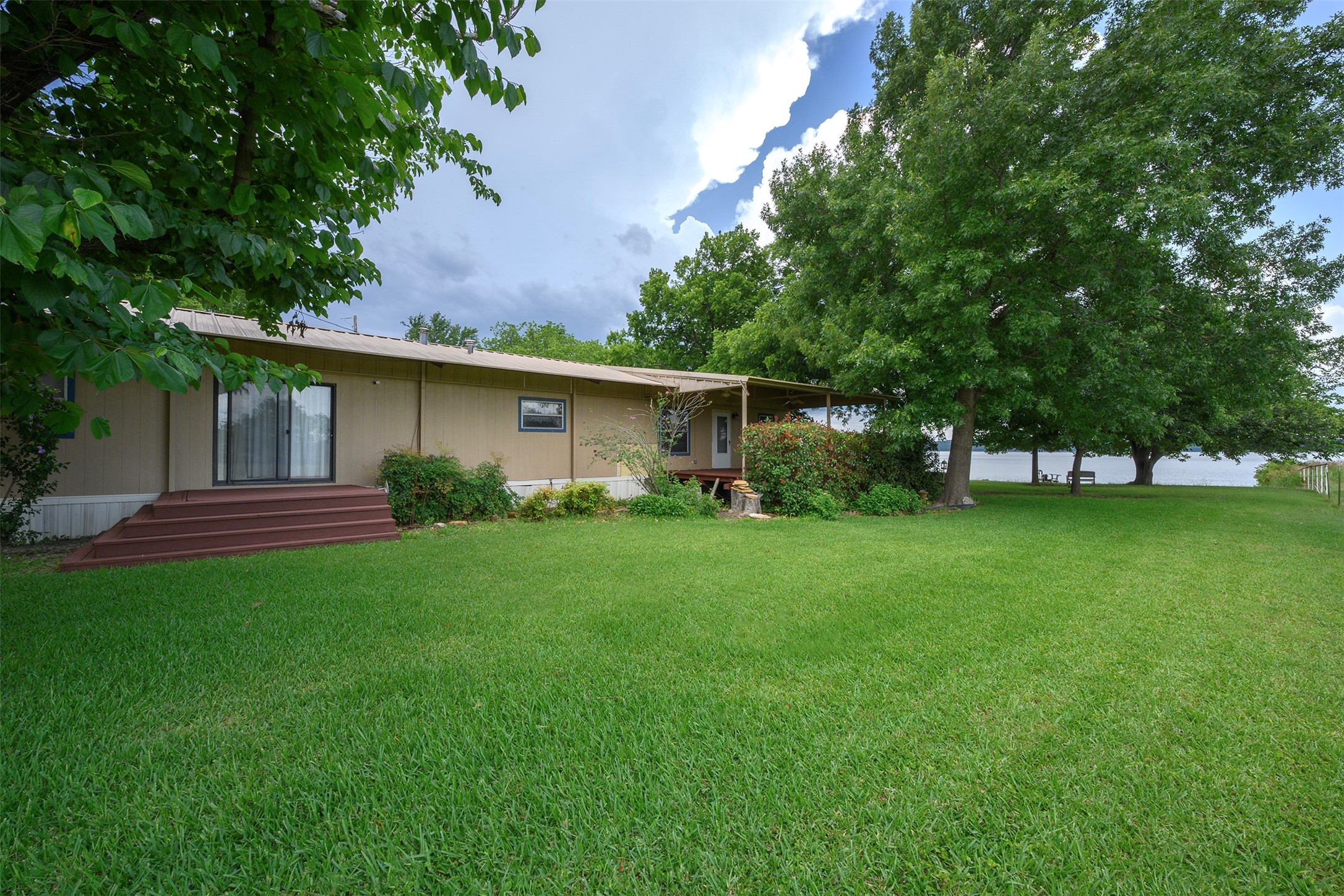 333 Private Road 1520 Bridgeport TX 76426