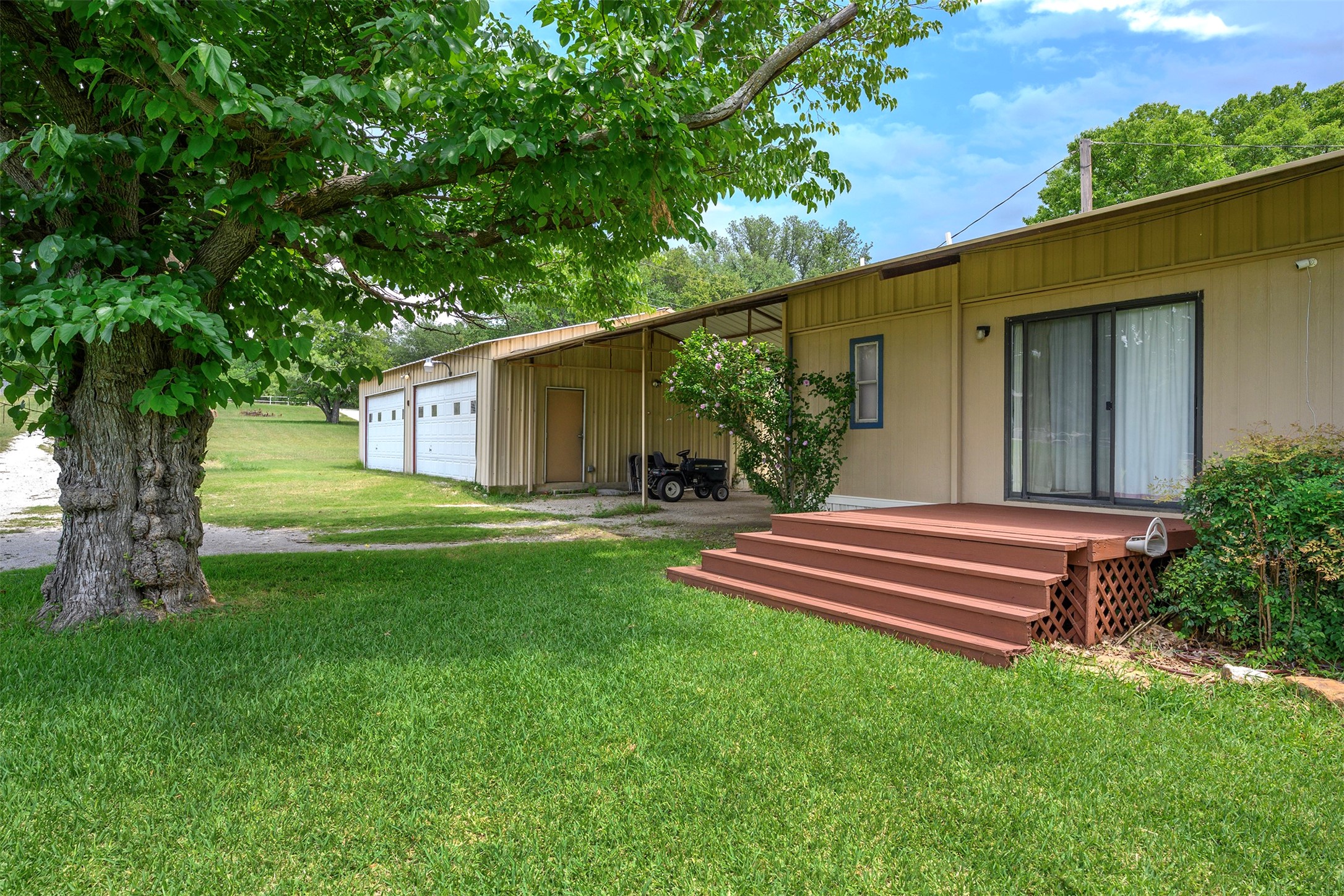 333 Private Road 1520 Bridgeport TX 76426