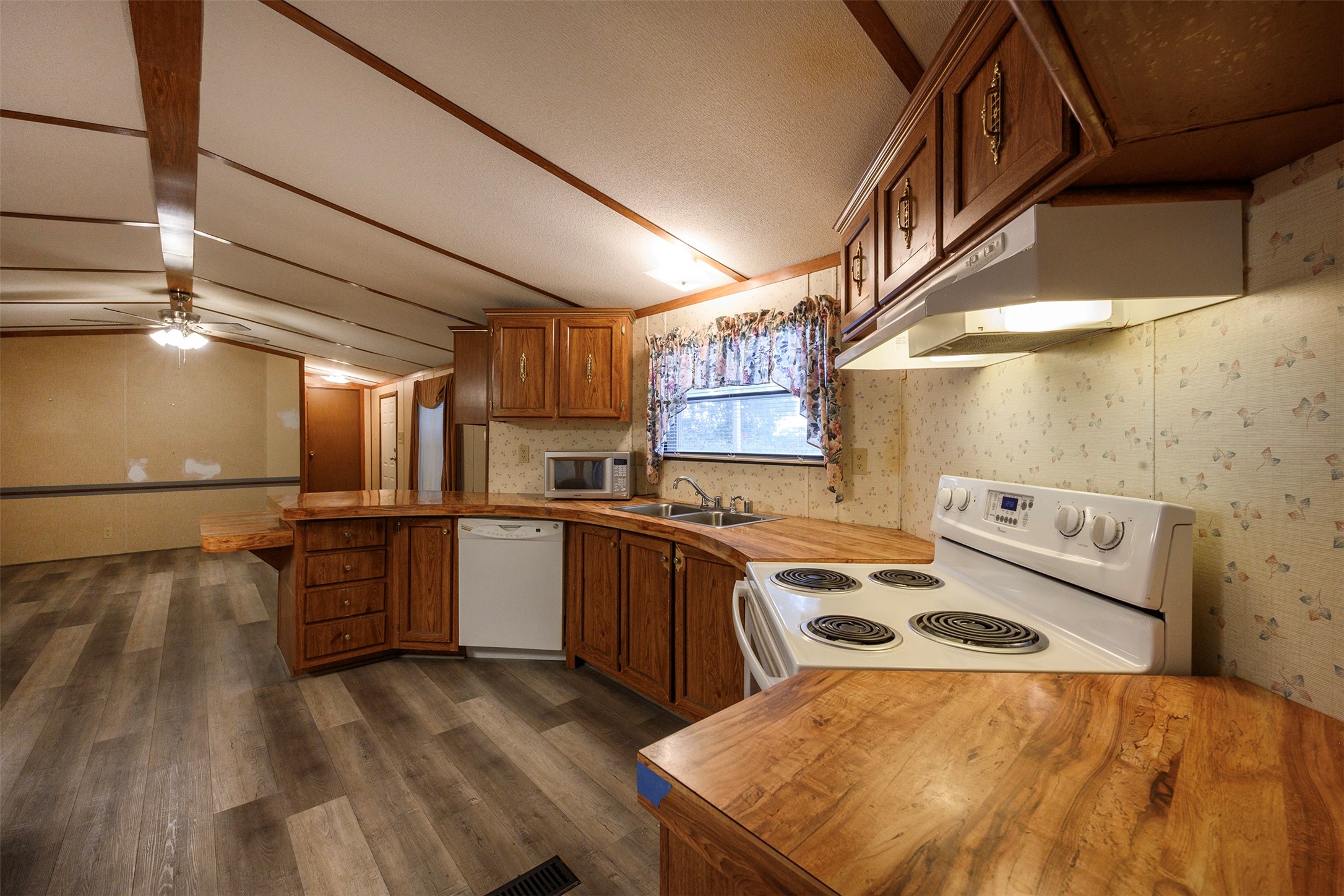 333 Private Road 1520 Bridgeport TX 76426