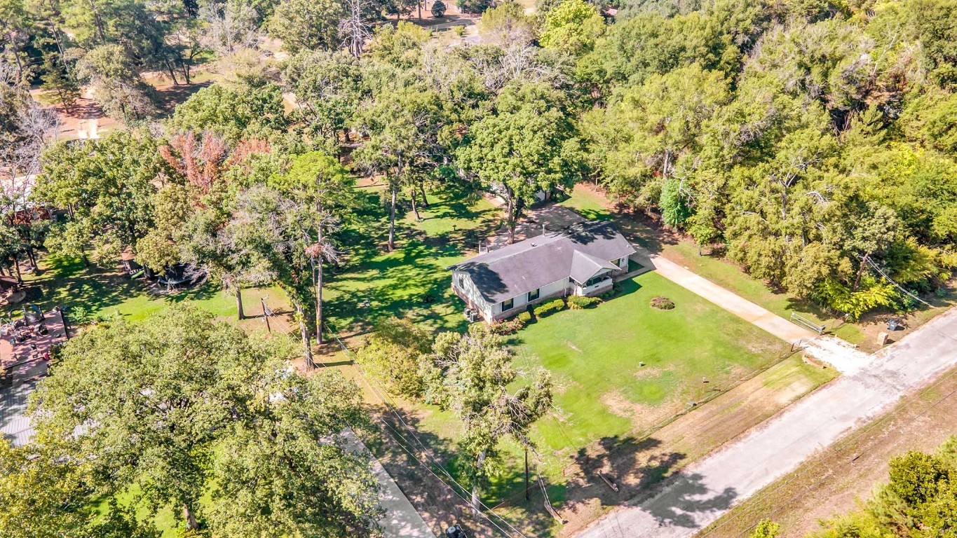 21122 Lauderdale Lane Chandler TX 75758
