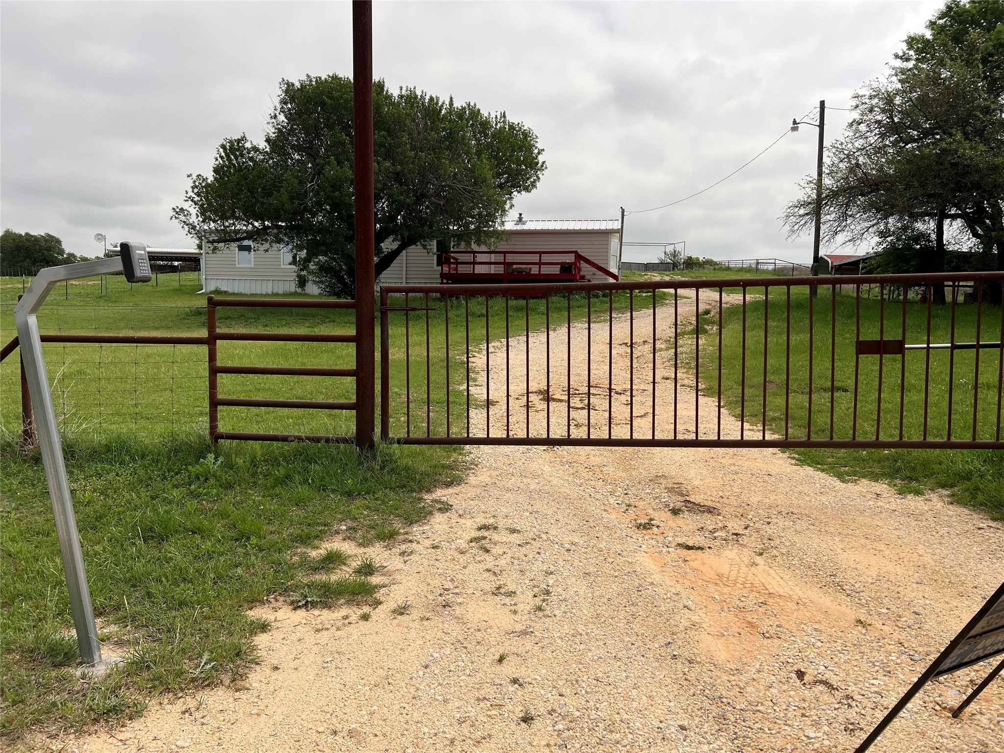 1661 County Road 195 Dublin TX 76446