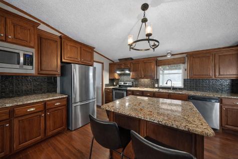 743 Vz County Road 4222 Athens TX 75752