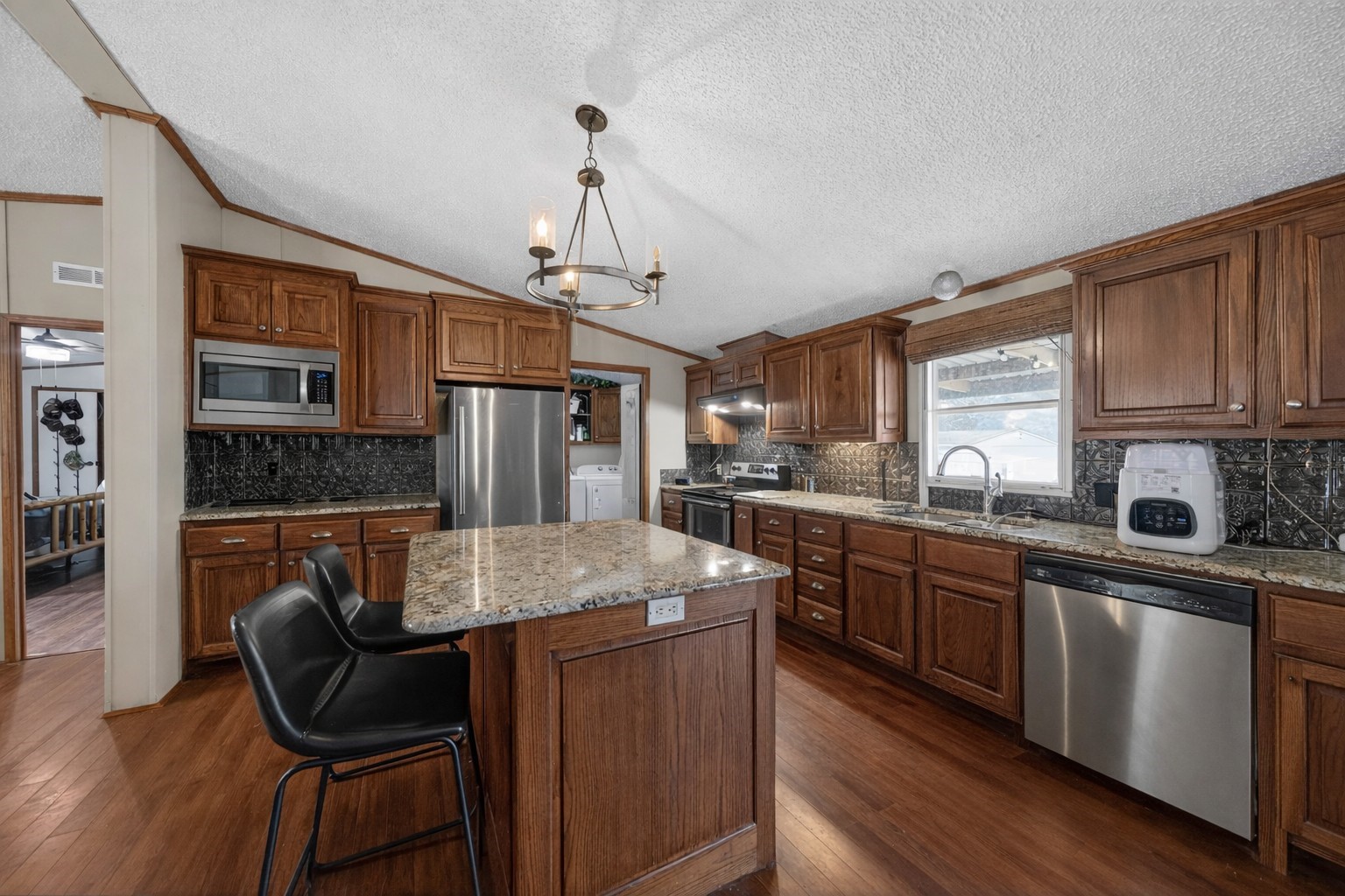743 Vz County Road 4222 Athens TX 75752