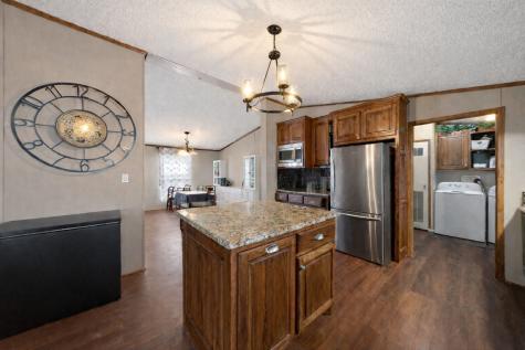 743 Vz County Road 4222 Athens TX 75752