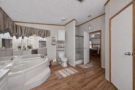 743 Vz County Road 4222 Athens TX 75752