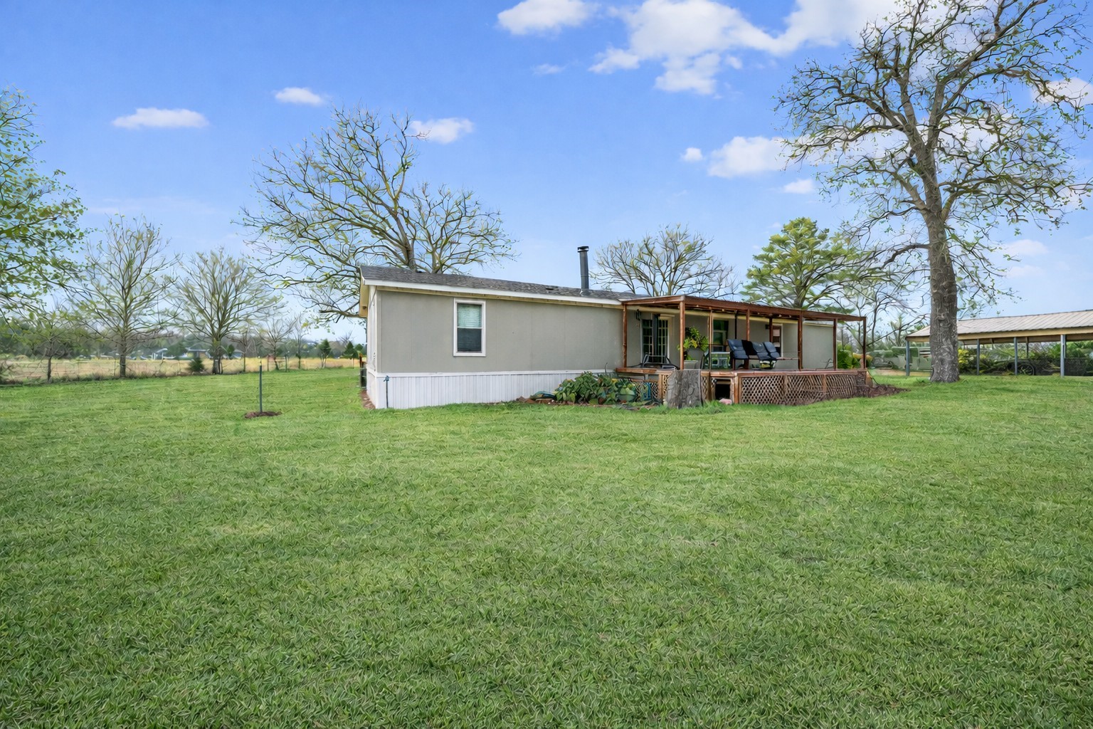 743 Vz County Road 4222 Athens TX 75752