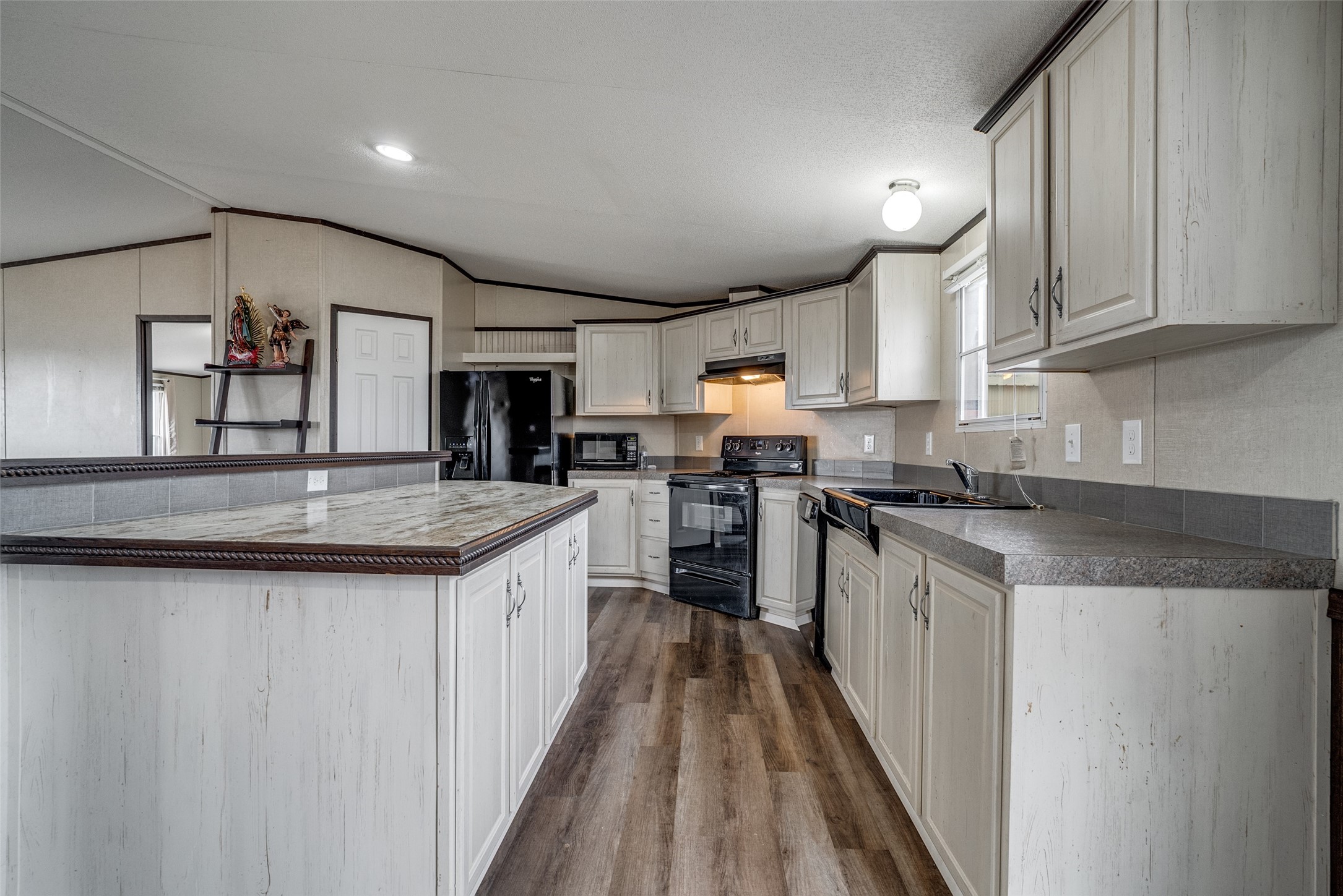 850 Hcr 3138 S Bynum TX 76631