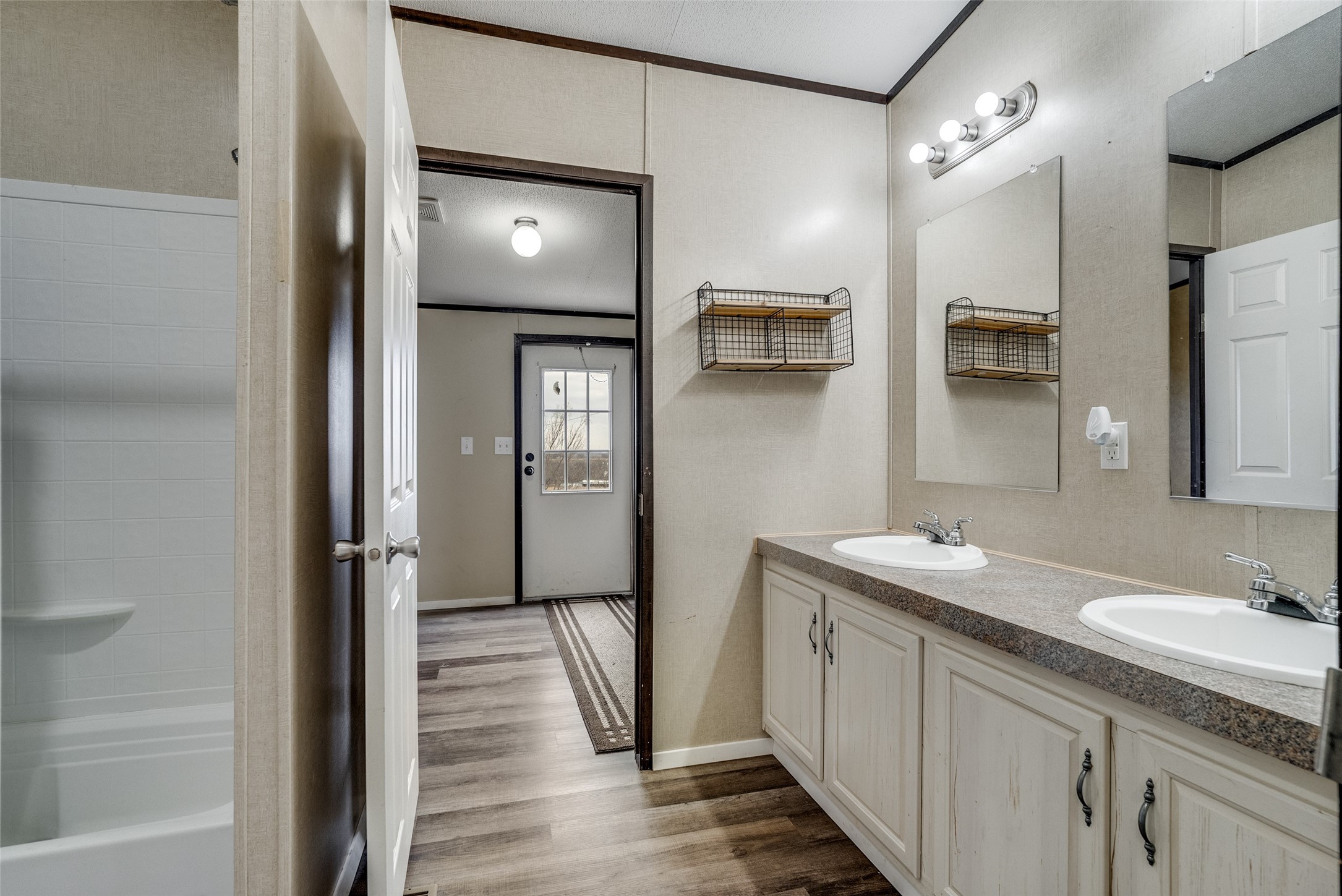 850 Hcr 3138 S Bynum TX 76631