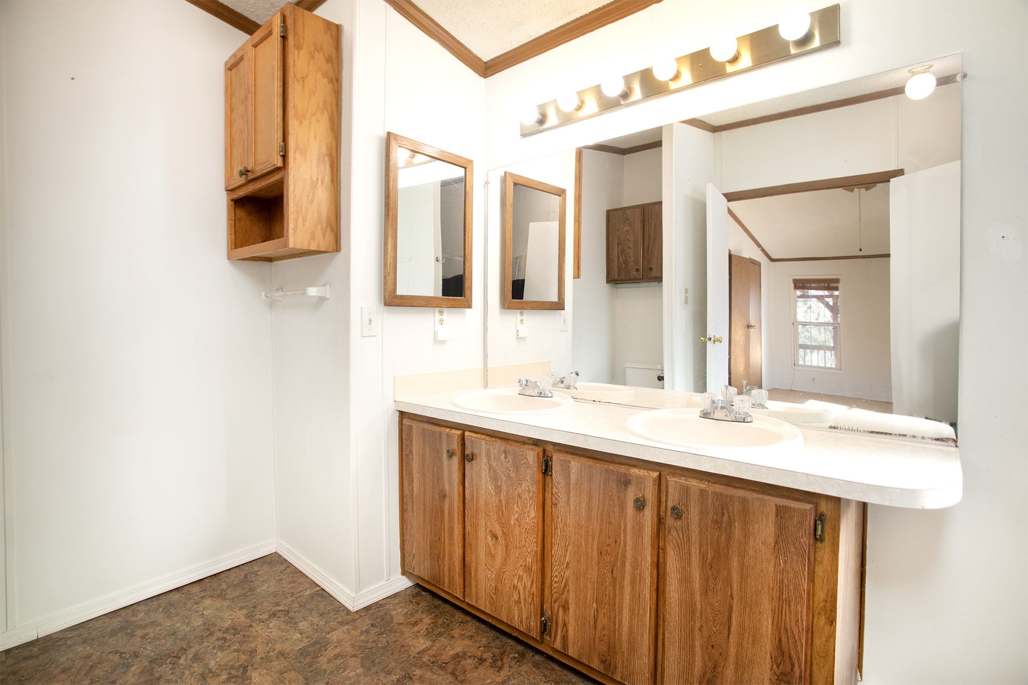 20501 Shore Breeze Drive Chandler TX 75758