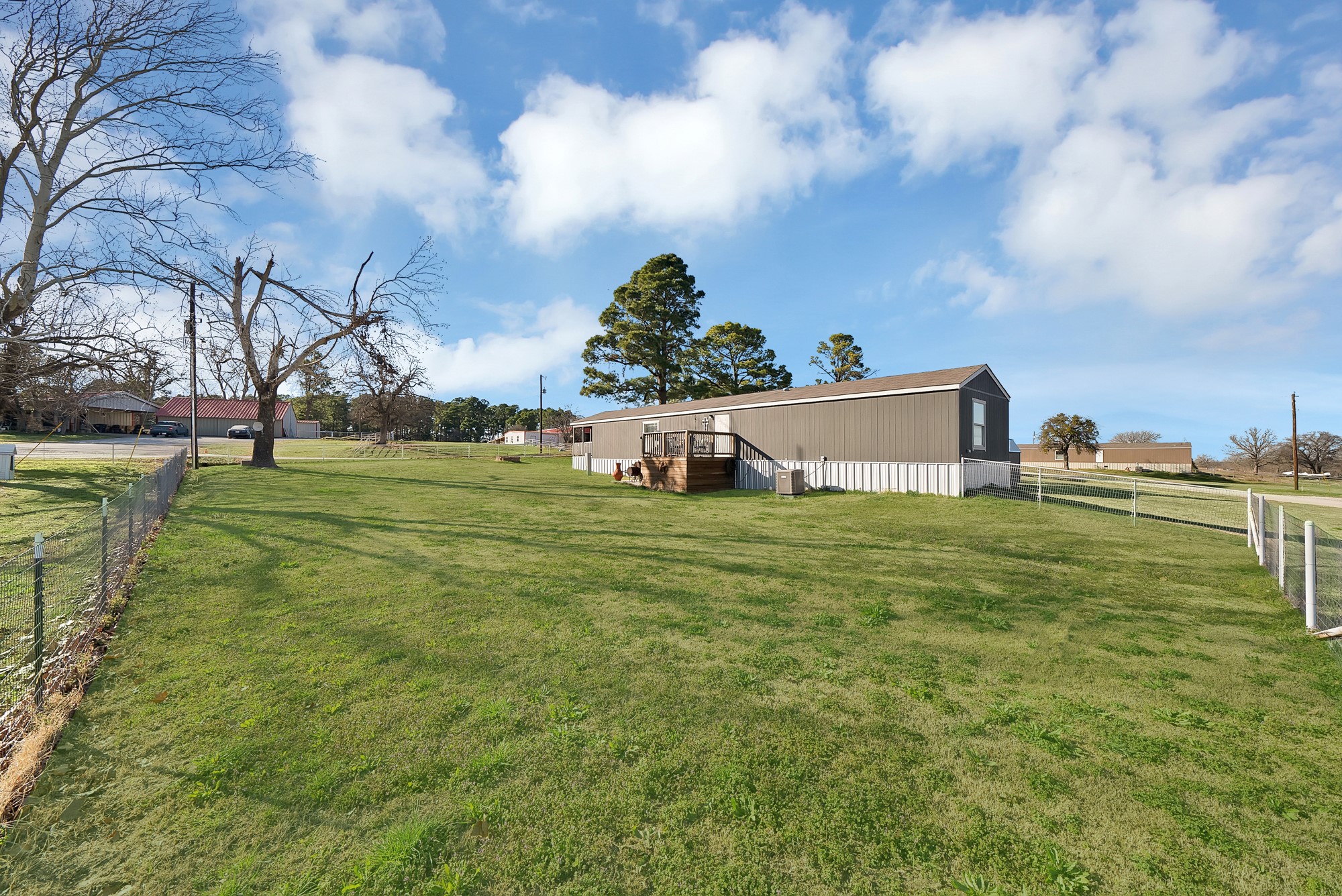 130 Firefly Drive Springtown TX 76082