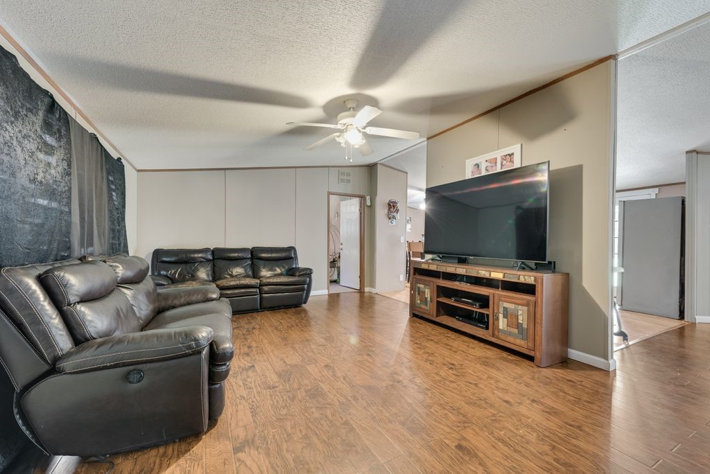 1287 County Road 134 Kaufman TX 75142