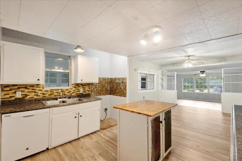 507 N 5th Street Quinlan TX 75474