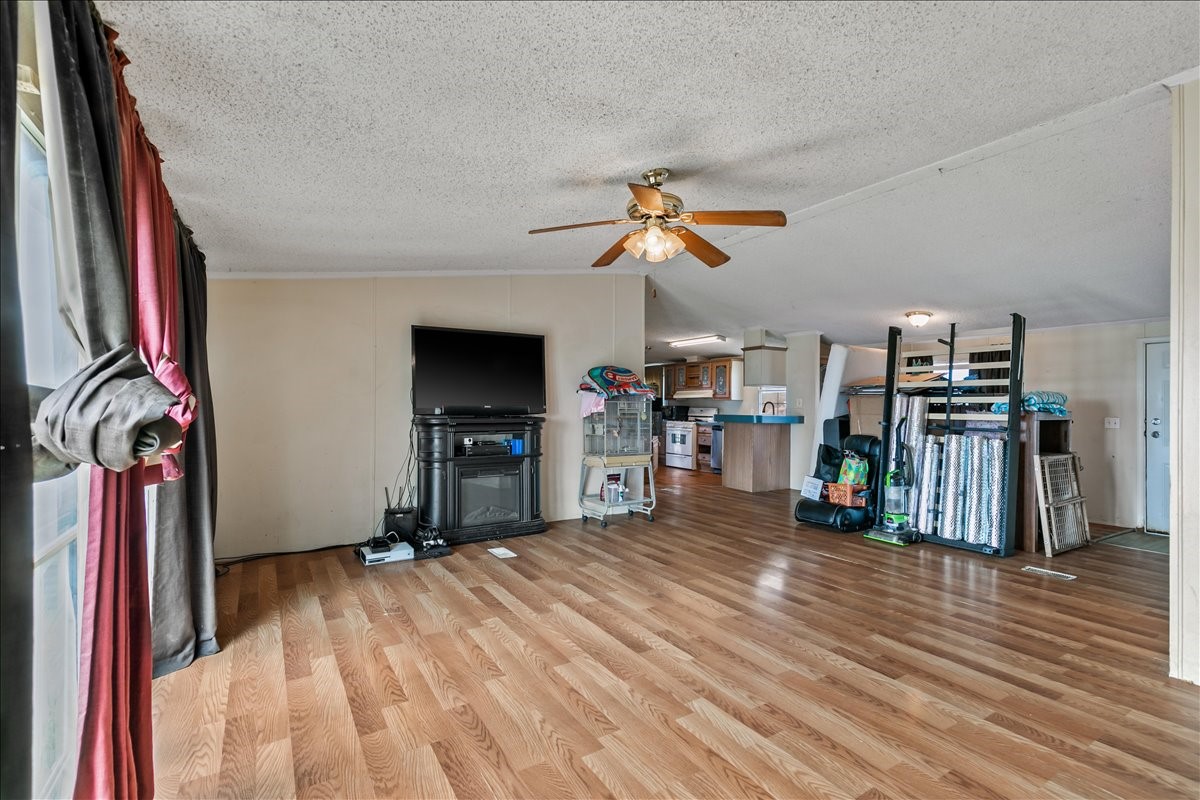 5680 County Road 1217 Cleburne TX 76033