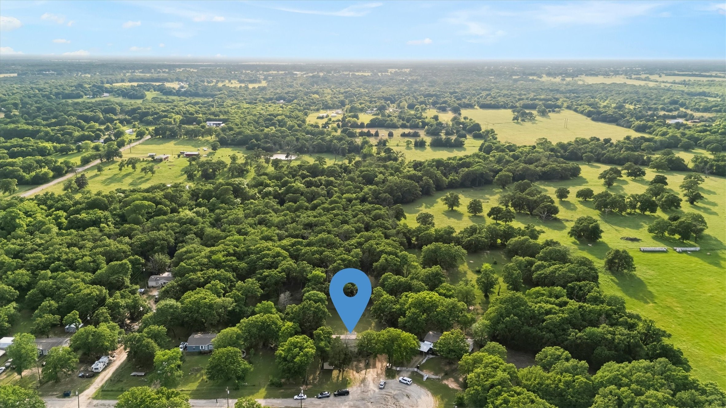 1334 E Woods Drive Kemp TX 75143