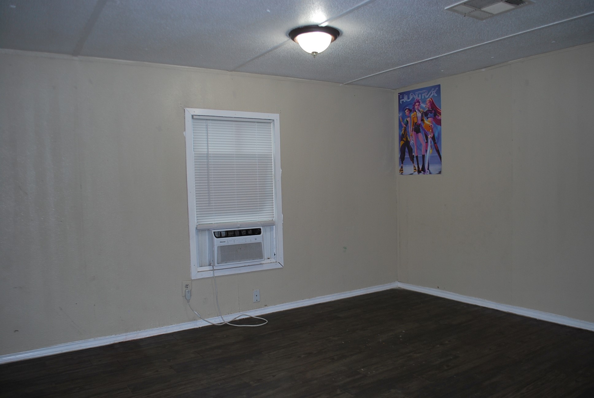 169 Village Drive Somerset TX 78069