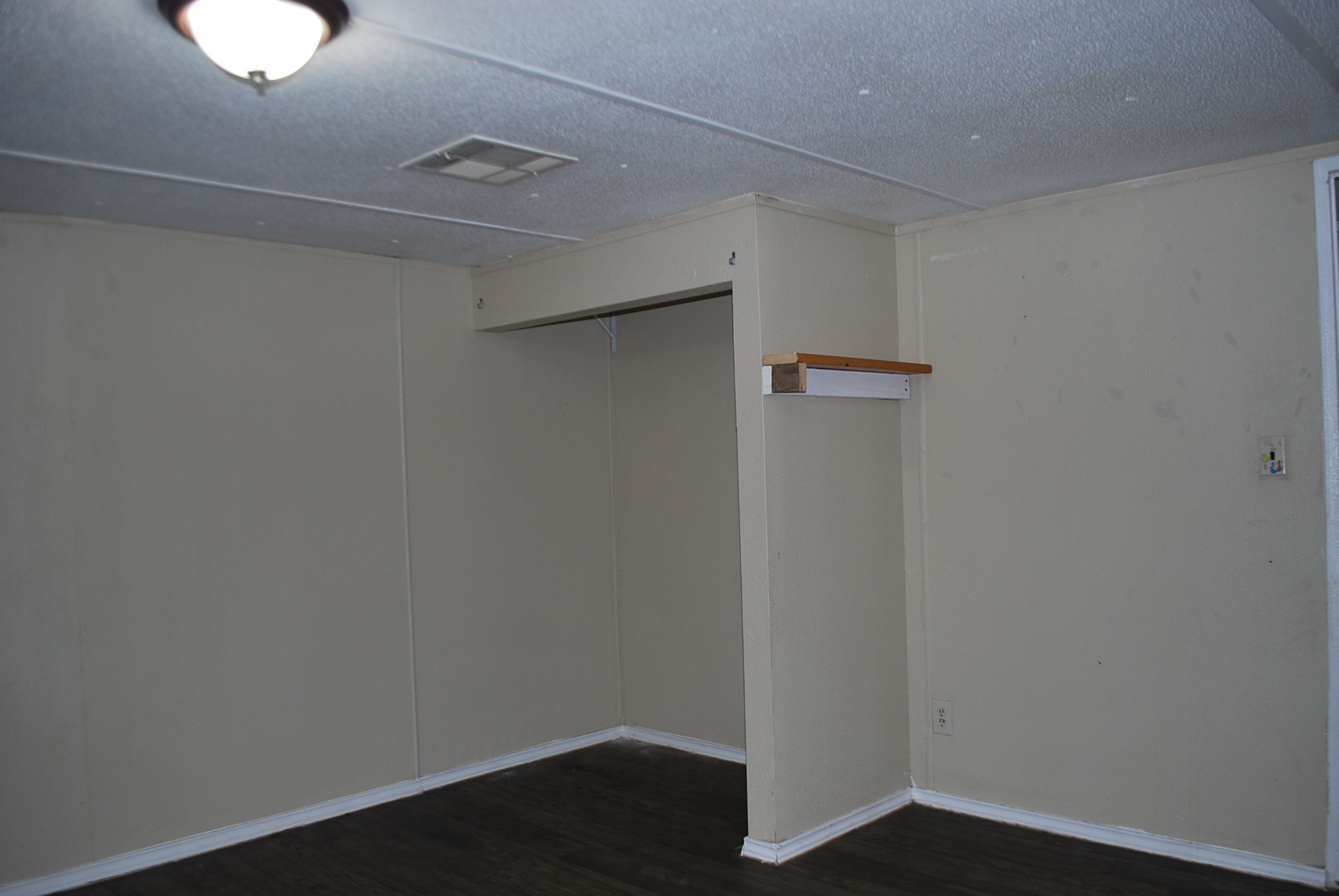 169 Village Drive Somerset TX 78069