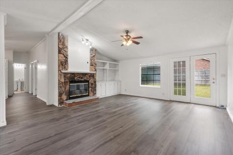 1308 Vinewood Drive Mansfield TX 76063