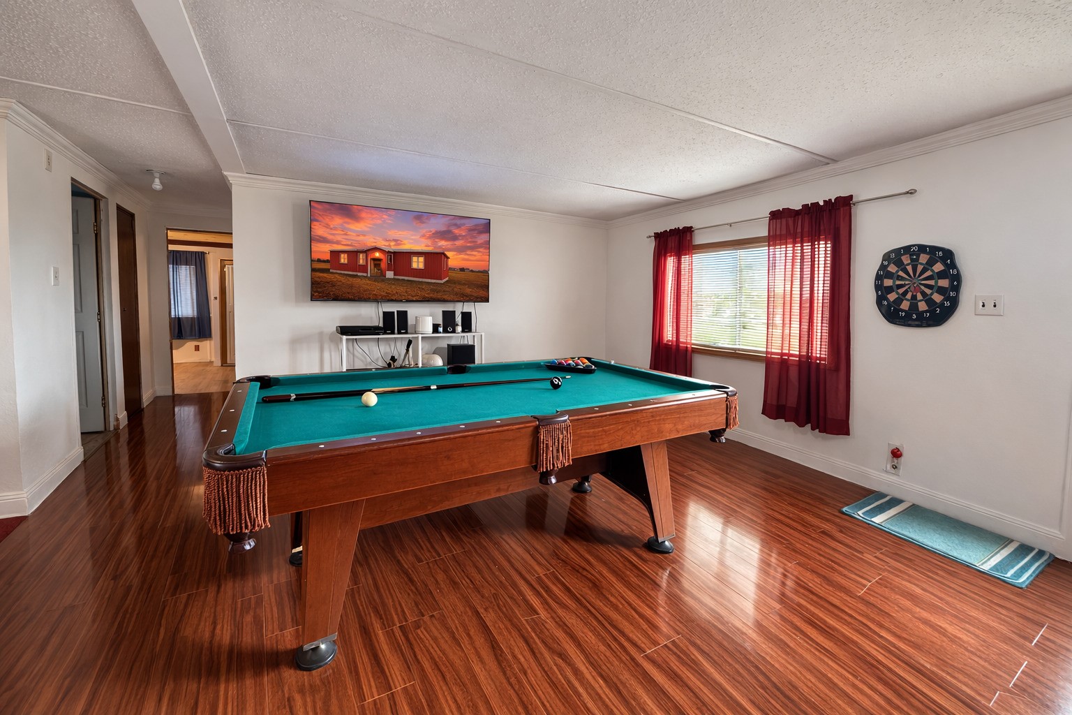 200 Olive Street Emhouse TX 75110
