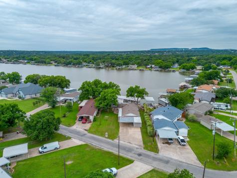 4006 Lands End Court Granbury TX 76048