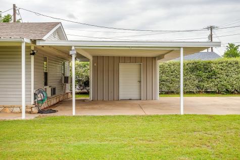 4006 Lands End Court Granbury TX 76048