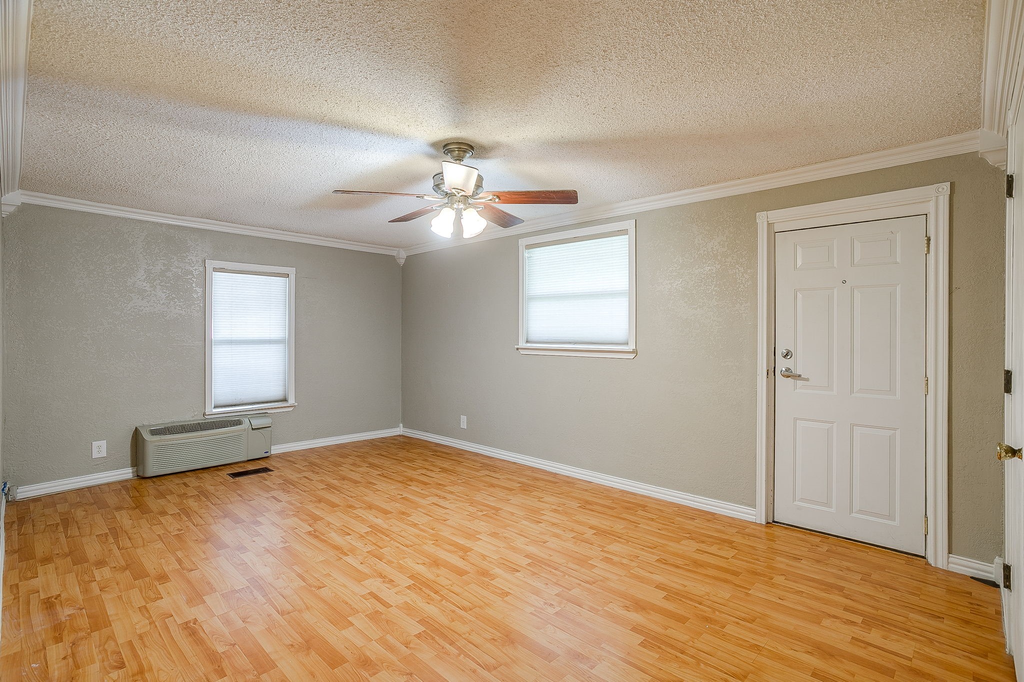 4006 Lands End Court Granbury TX 76048