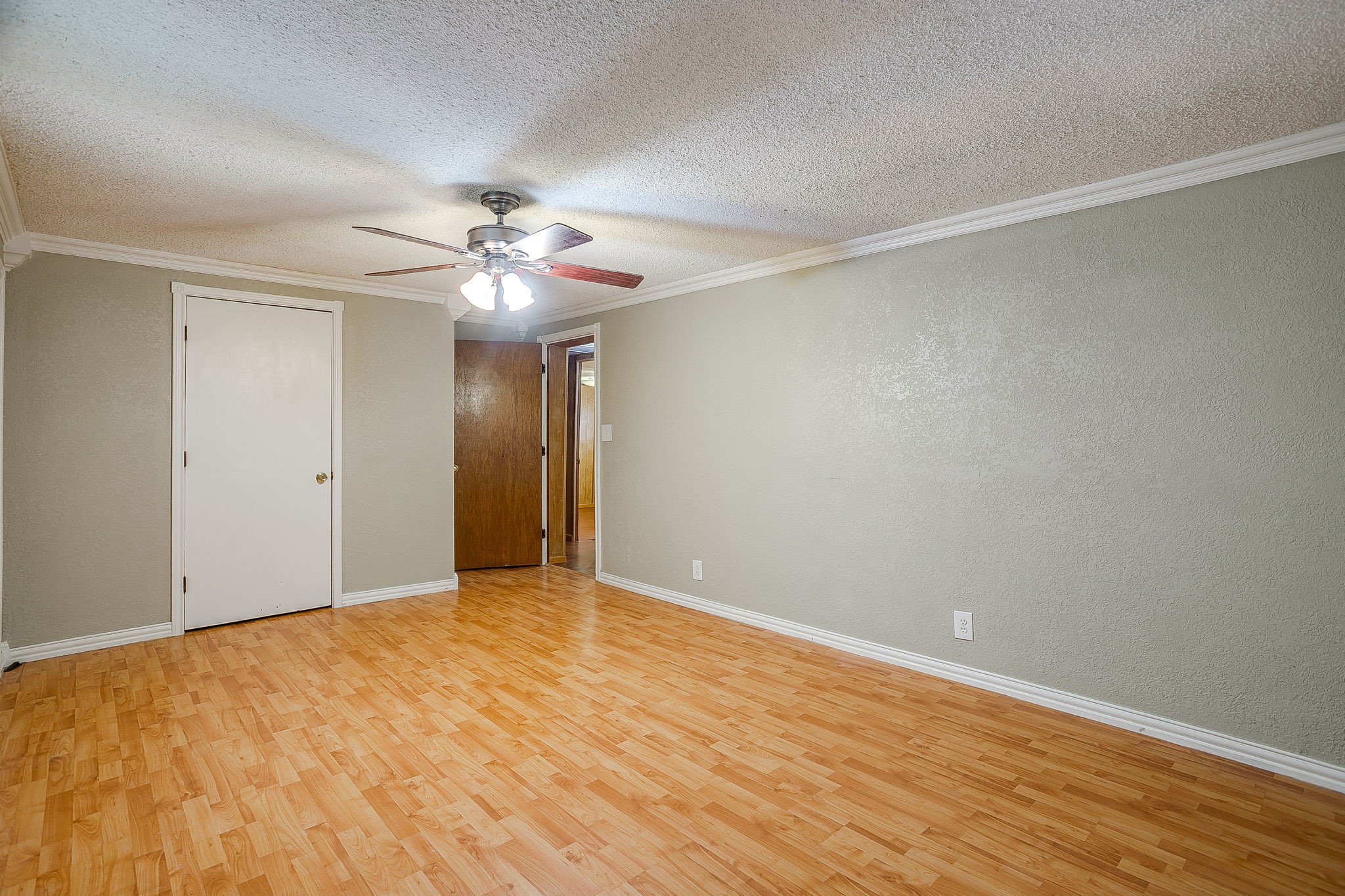 4006 Lands End Court Granbury TX 76048