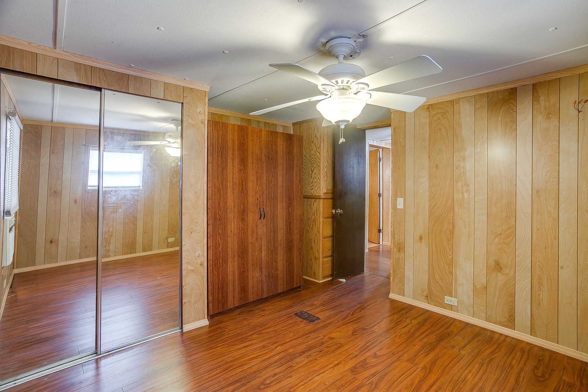4006 Lands End Court Granbury TX 76048