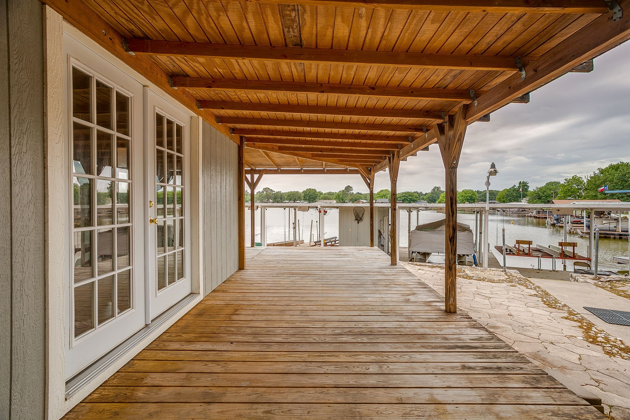 4006 Lands End Court Granbury TX 76048
