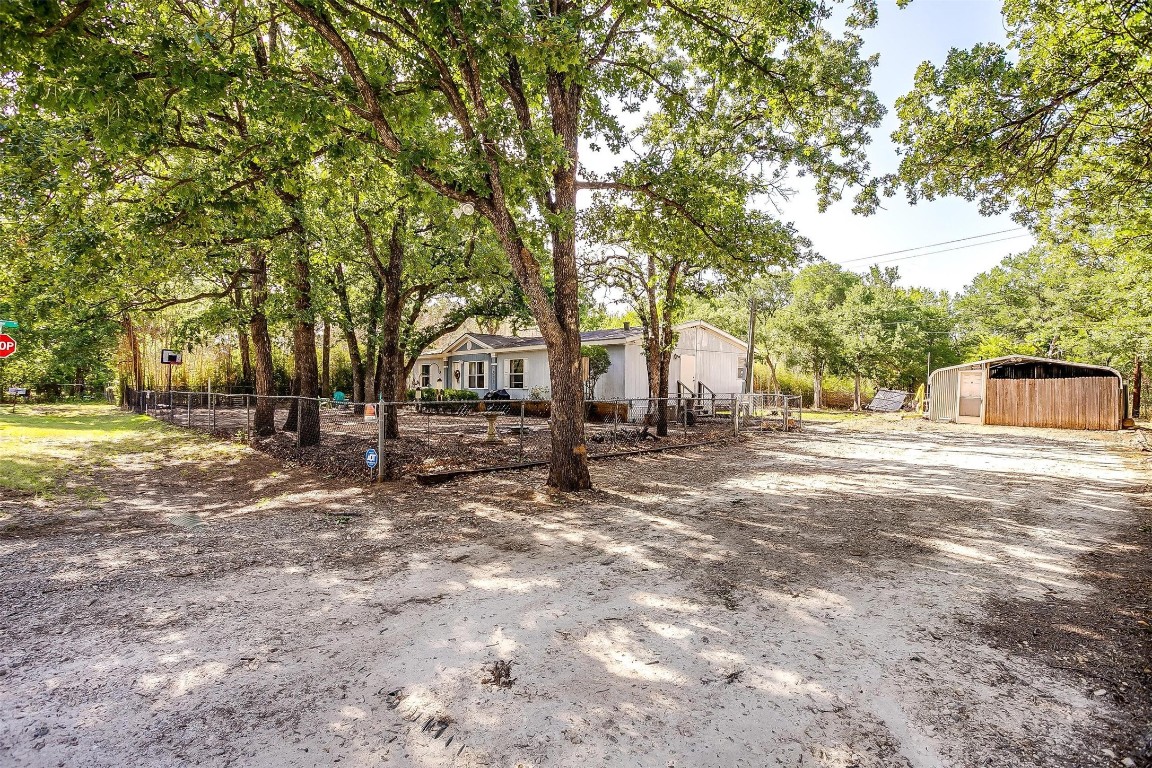 2005 Dorothy Drive Burleson TX 76028