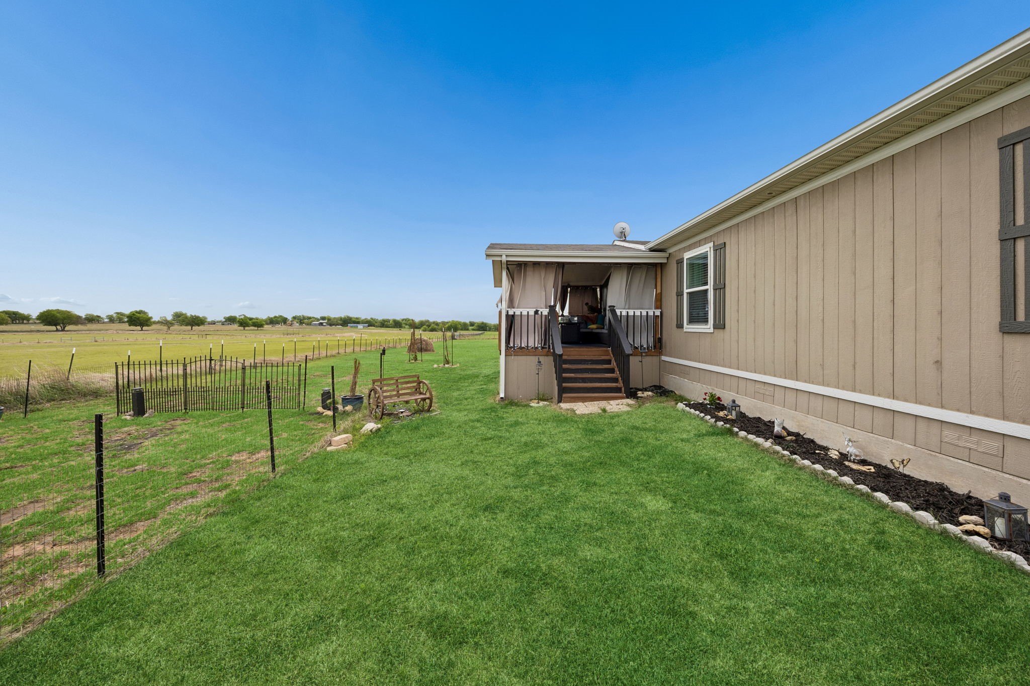 277 County Road 2735 Decatur TX 76234