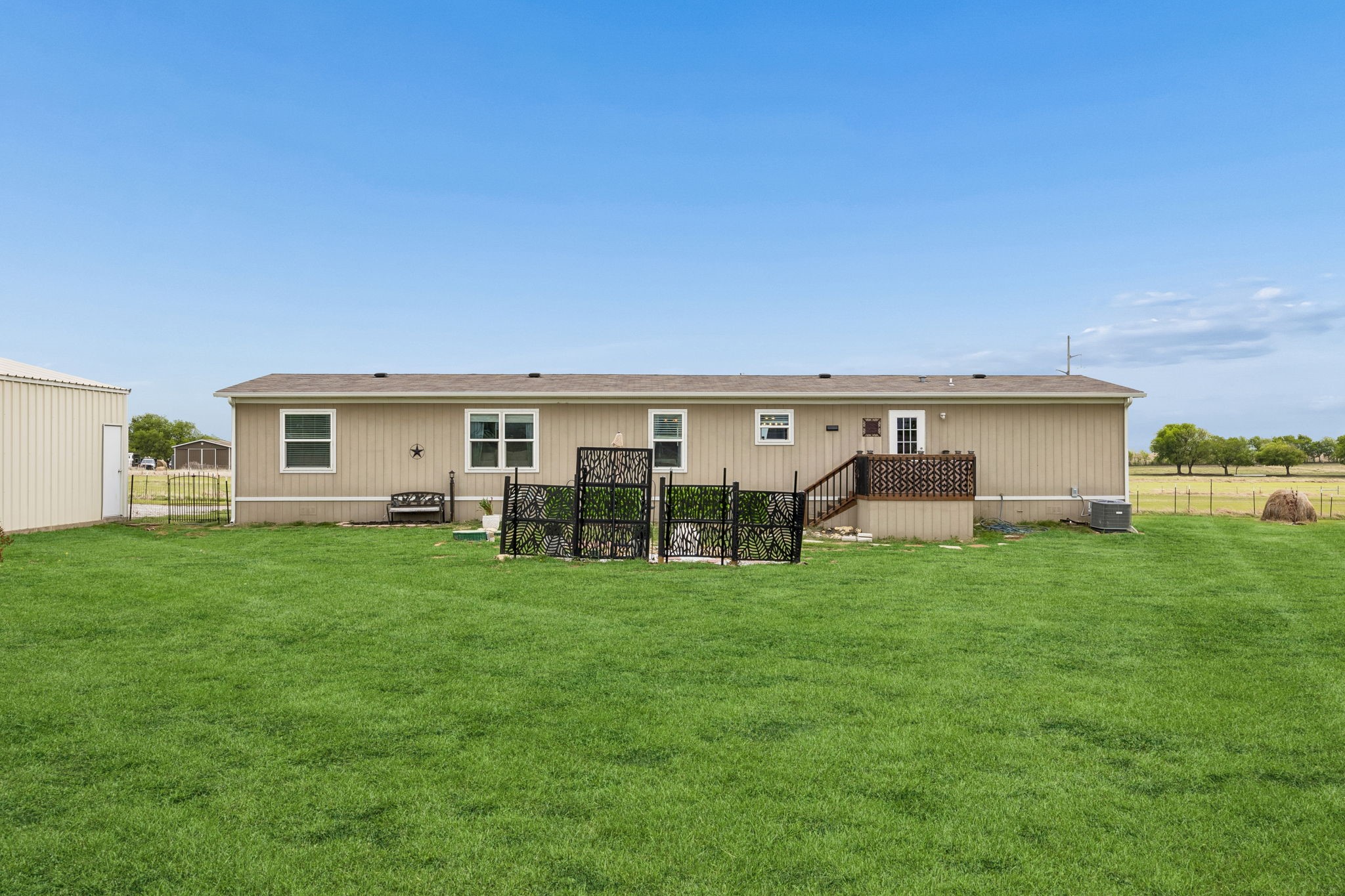 277 County Road 2735 Decatur TX 76234