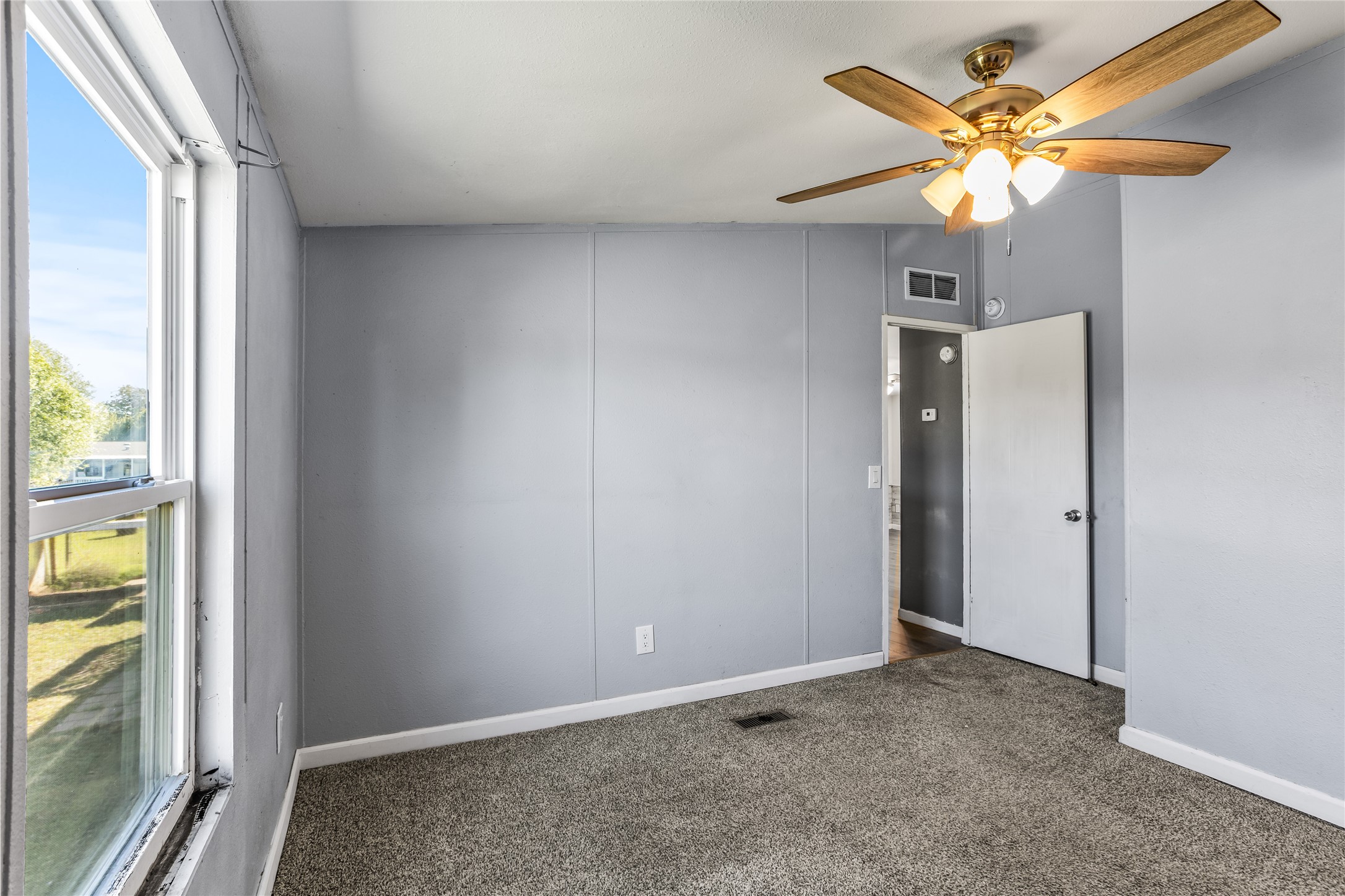 112 Pine Ridge Circle Southmayd TX 75092