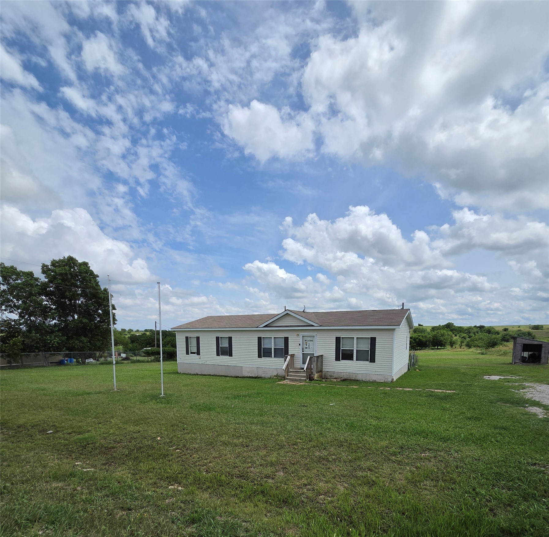 389 Hilltop Trail New Fairview TX 76078