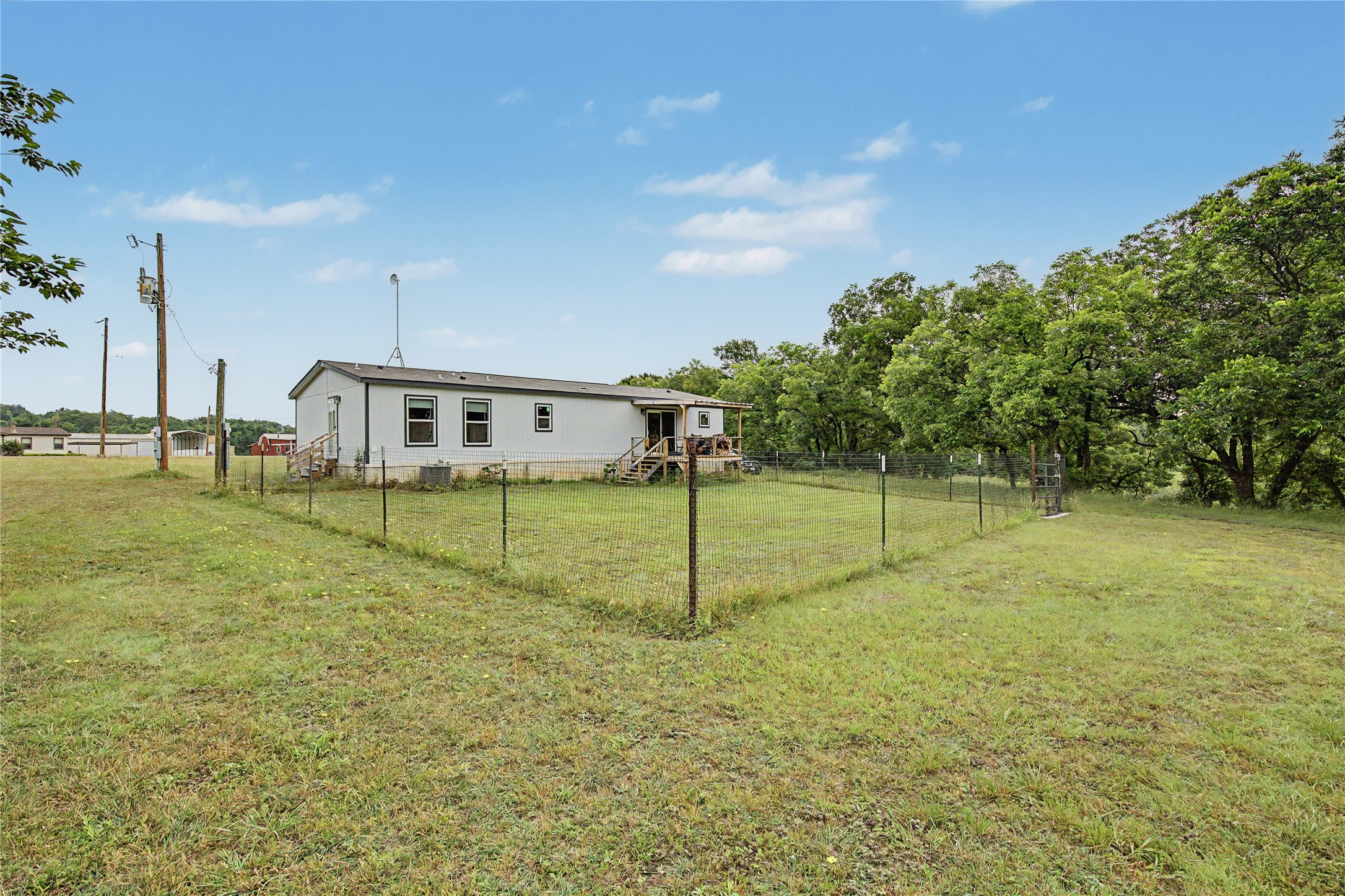 6065 Timber Trail Azle TX 76020