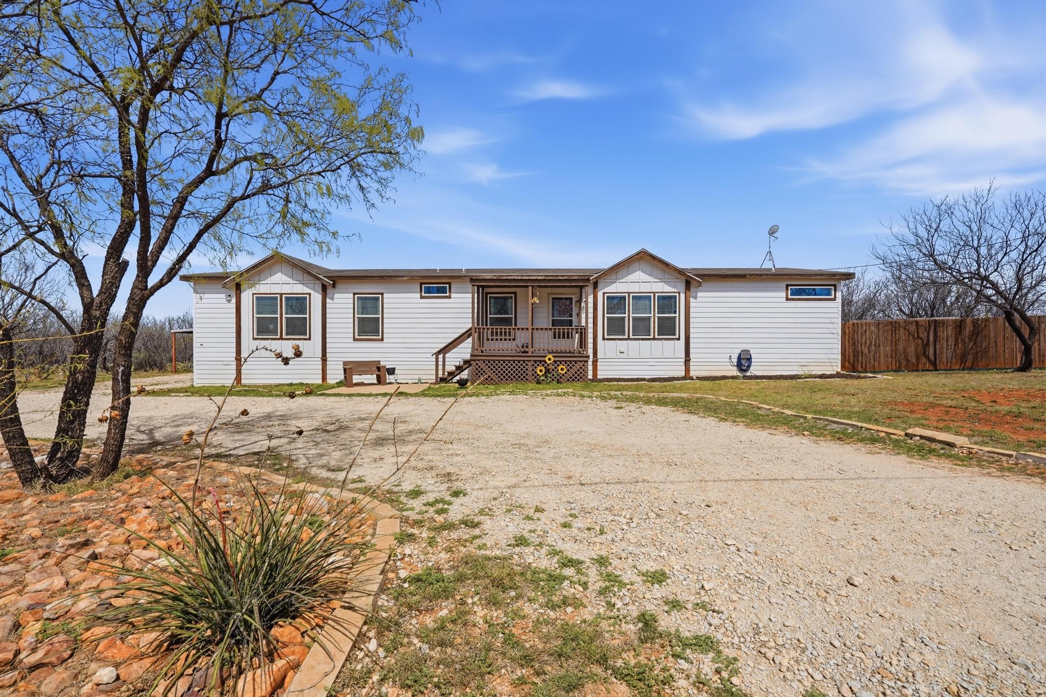 1502 11th Street Anson TX 79501