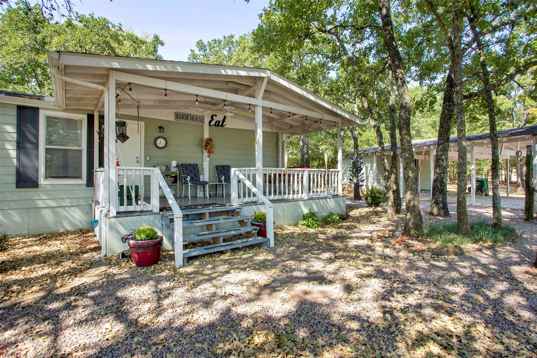 1793 Greer Sadler TX 76264