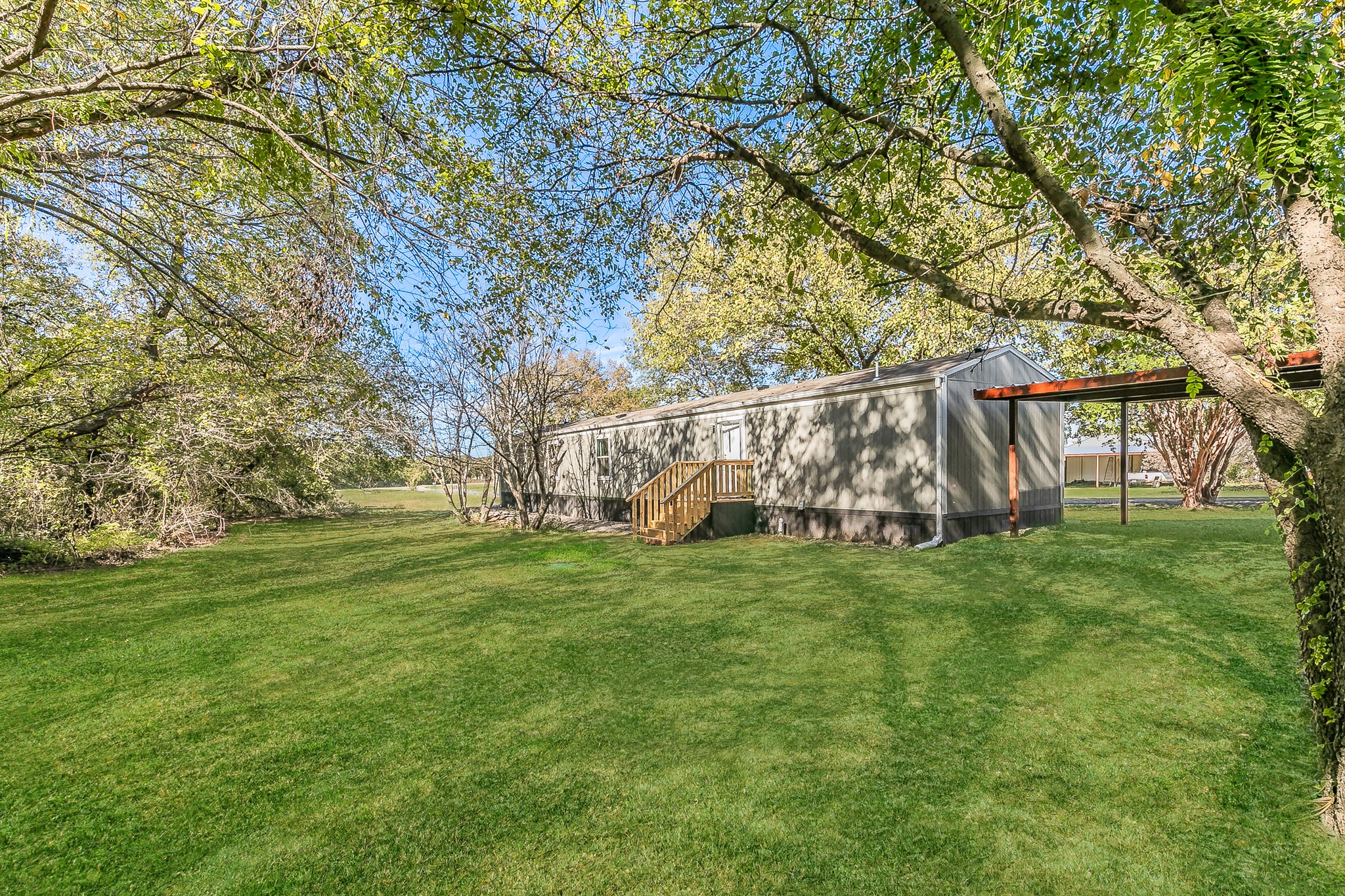 200 Rhett Court Aurora TX 76078