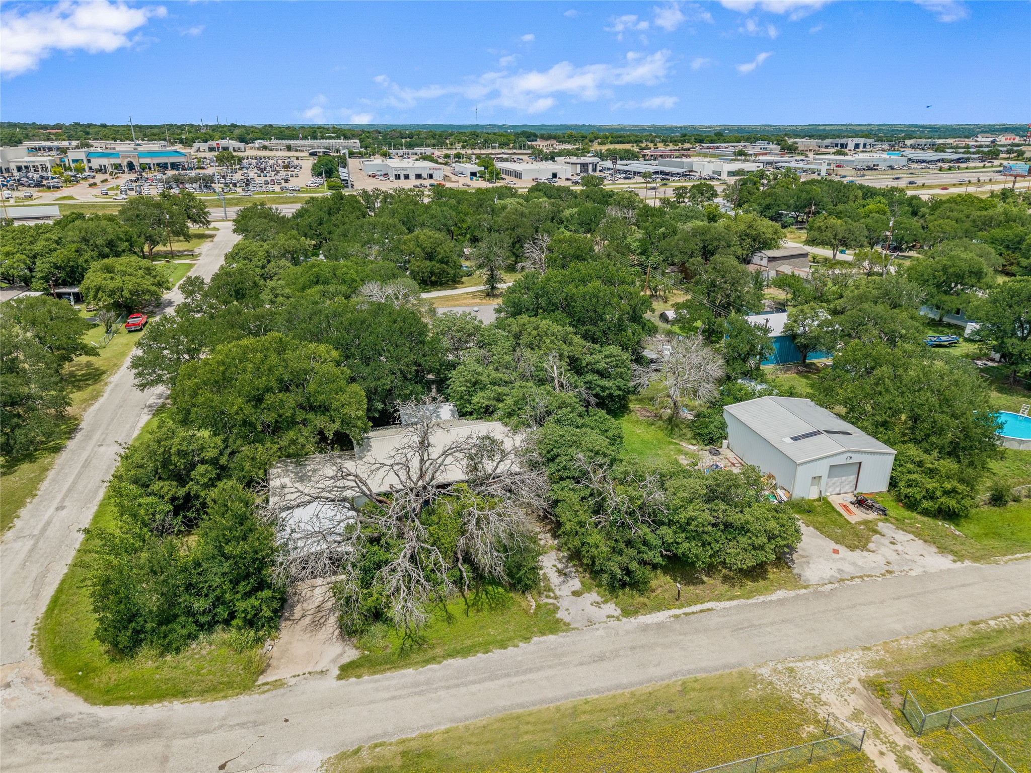 209 Renee Drive Hudson Oaks TX 76087