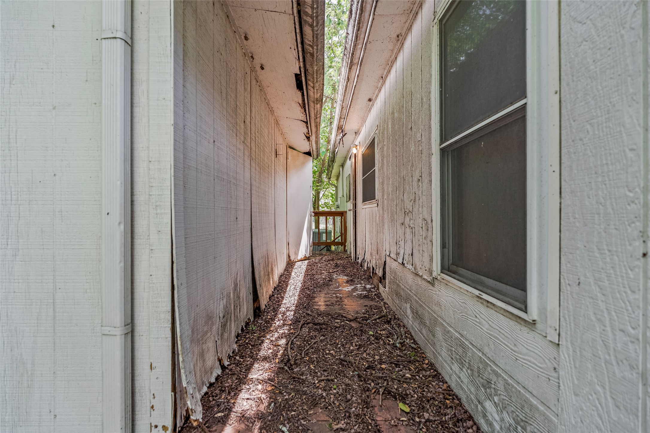 209 Renee Drive Hudson Oaks TX 76087